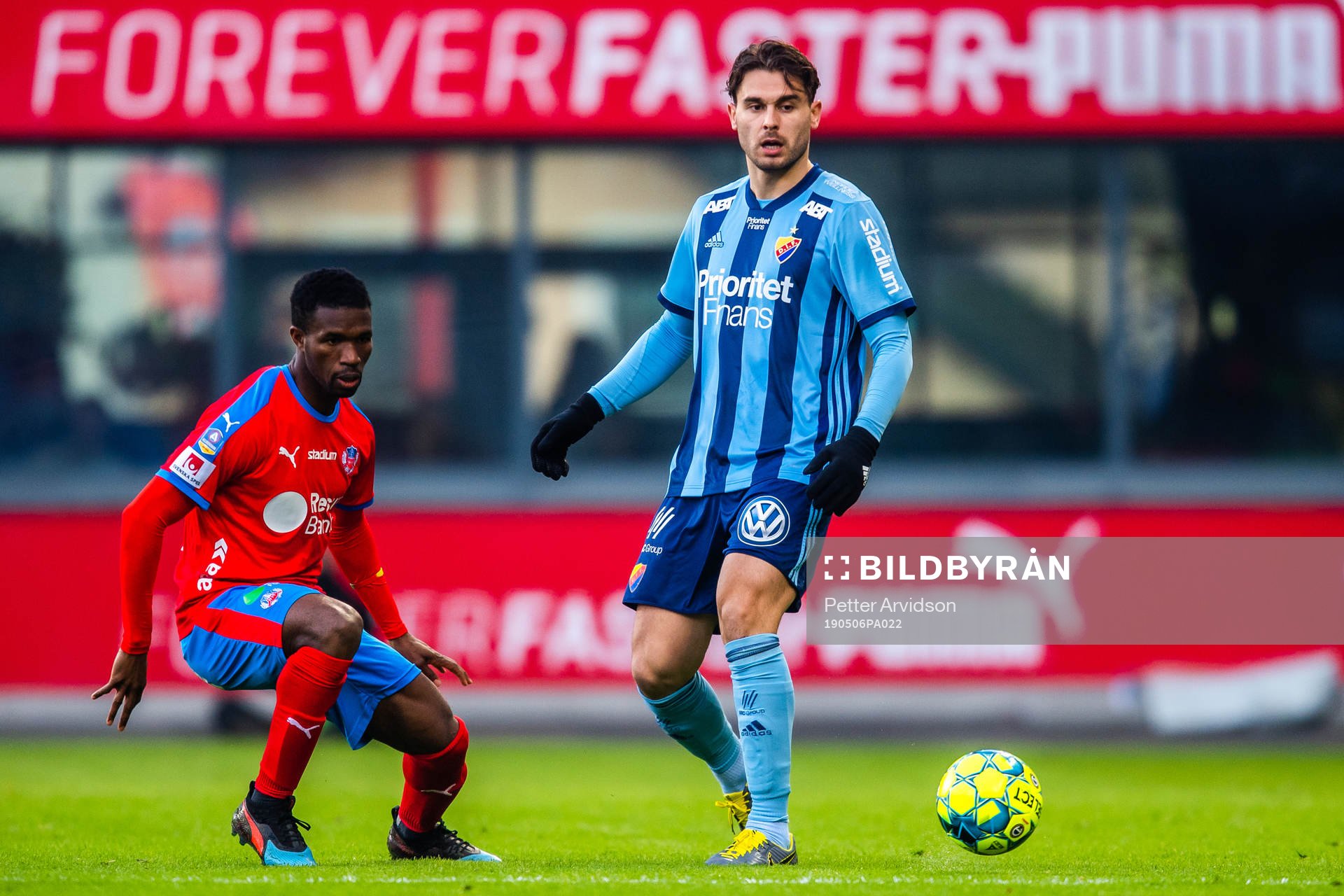 Helsingborgs Mohammed Abubakari och Djurgårdens Astrit