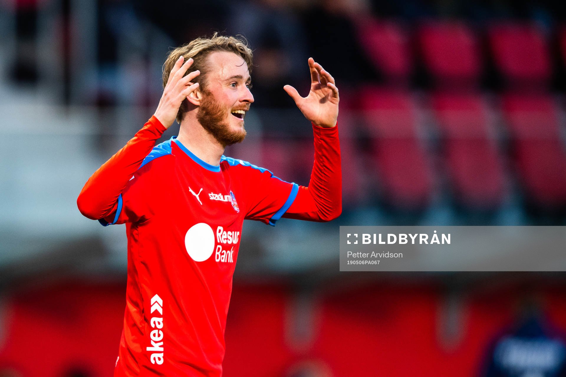 Helsingborgs Rasmus Jönsson reagerar