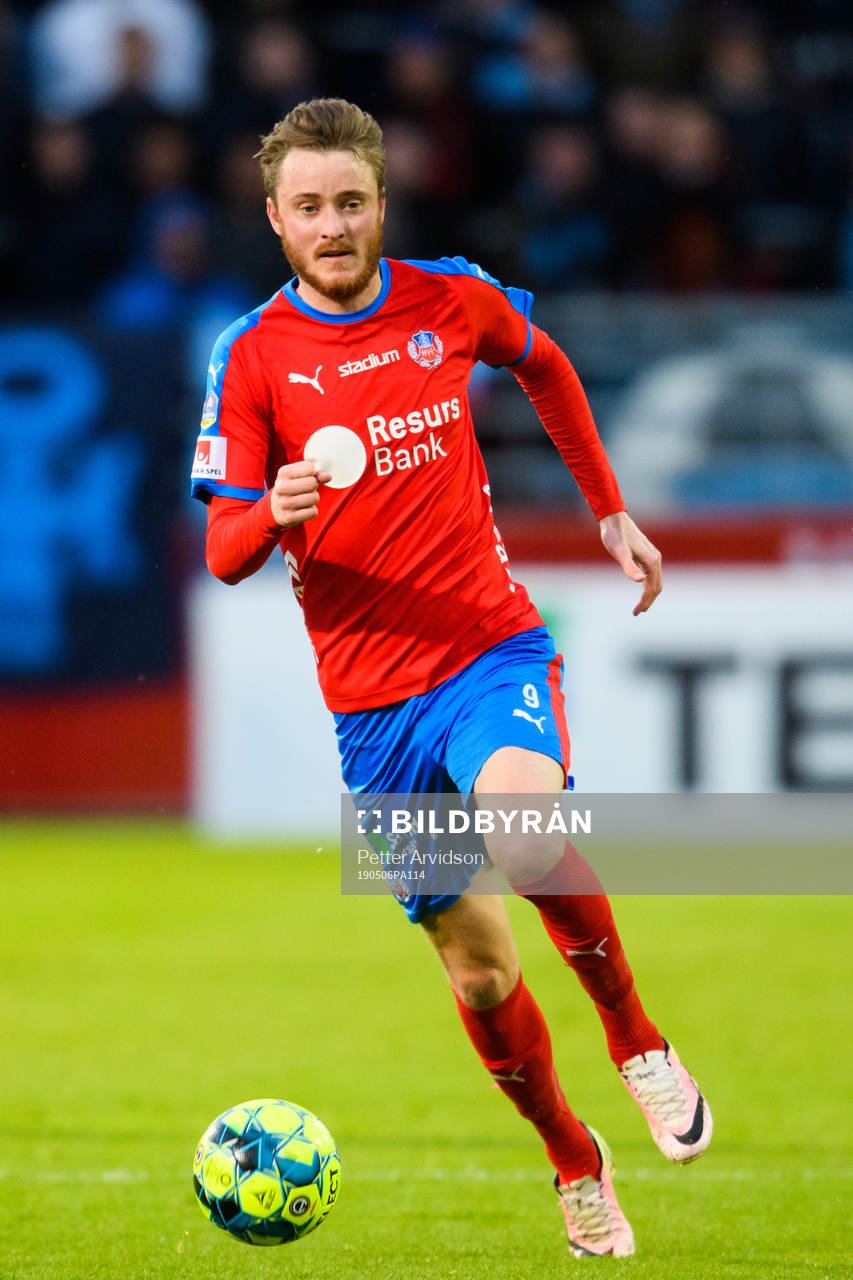 Helsingborgs Rasmus Jönsson under fotbollsmatchen i Allsvenskan mellan Helsingborg och Djurgården den 6 maj 2019 i Helsingborg.