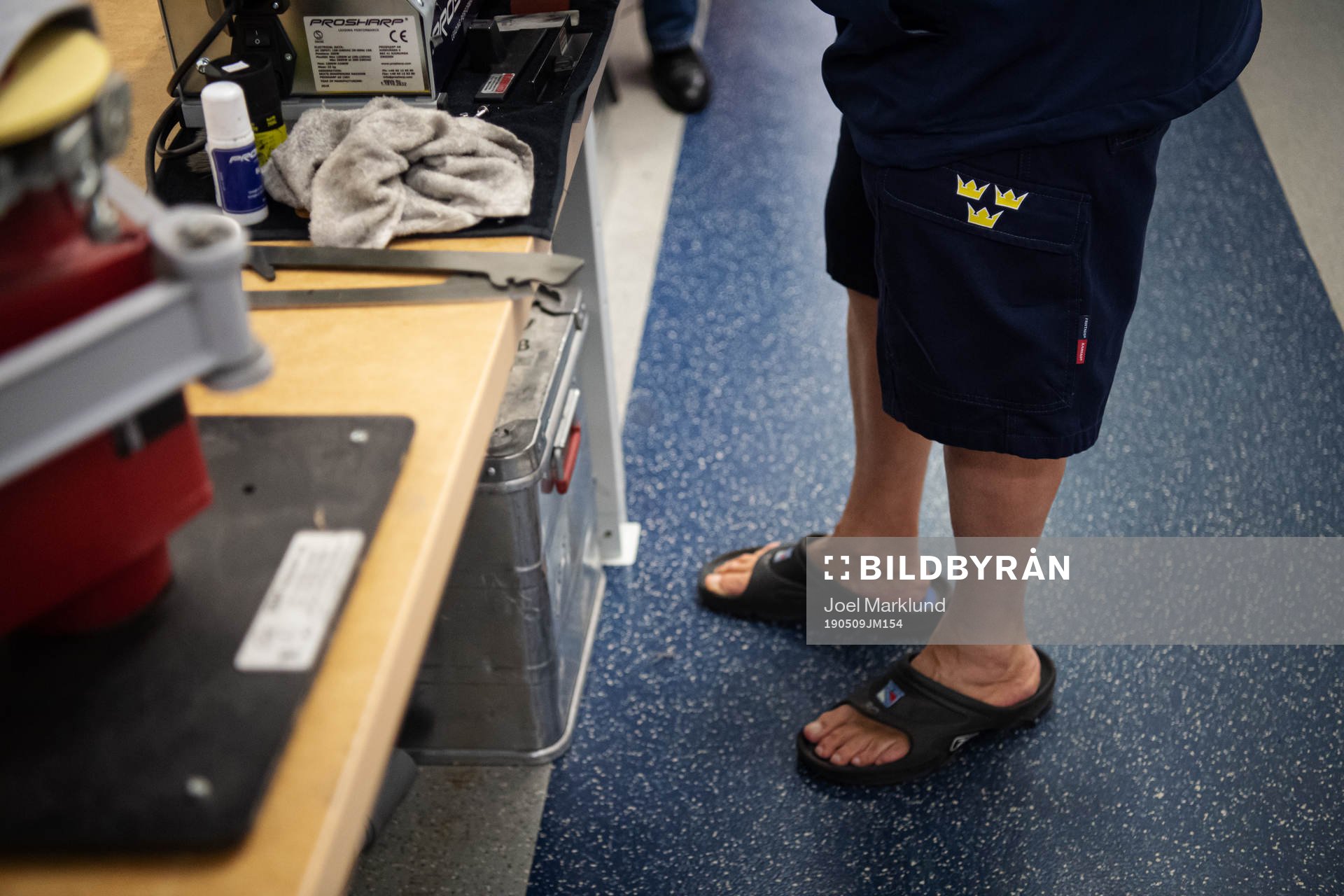 Equipment manager Anders Weiderstål of Sweden wearing