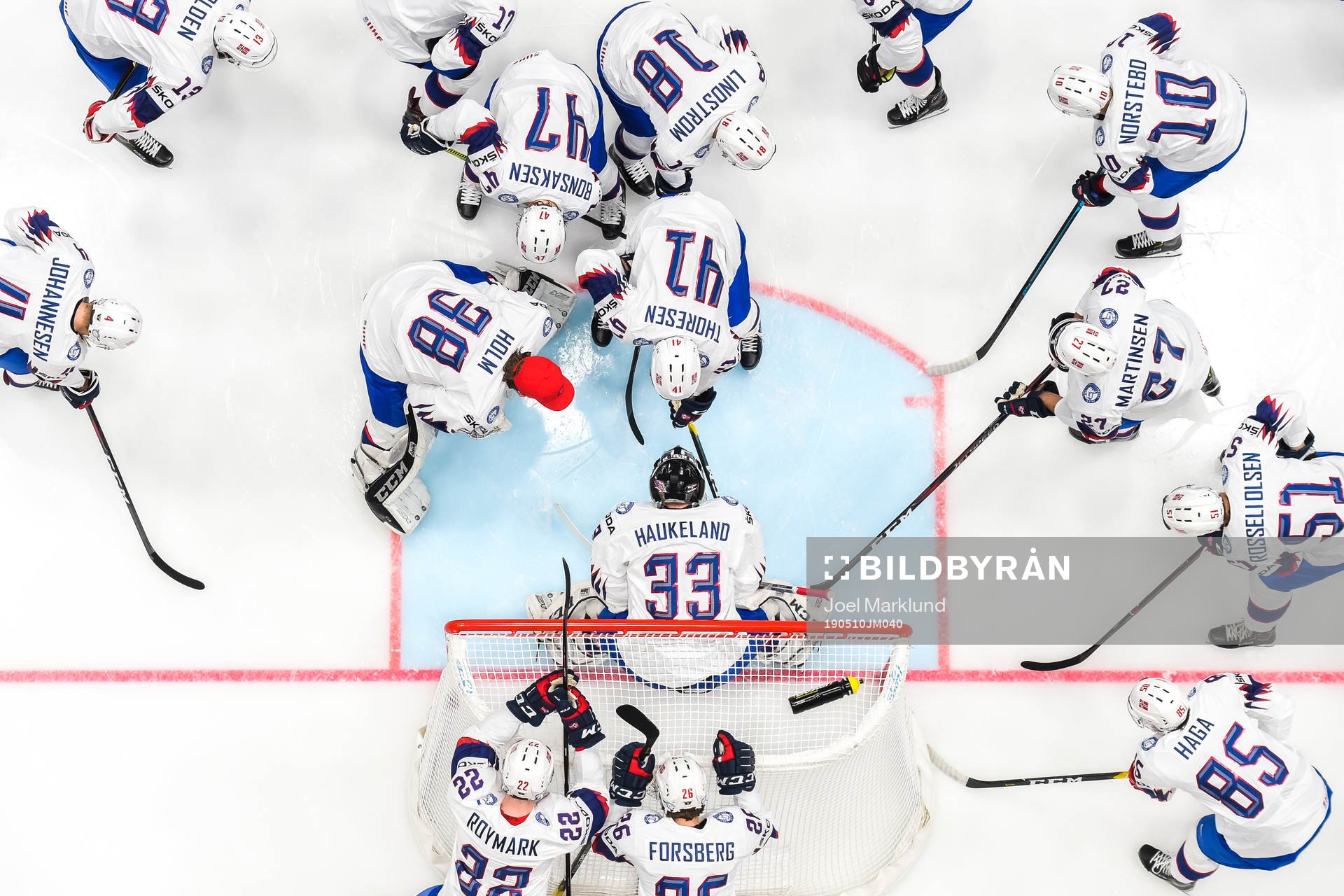 Team Norway gathered with goaltender Henrik Haukeland ahead