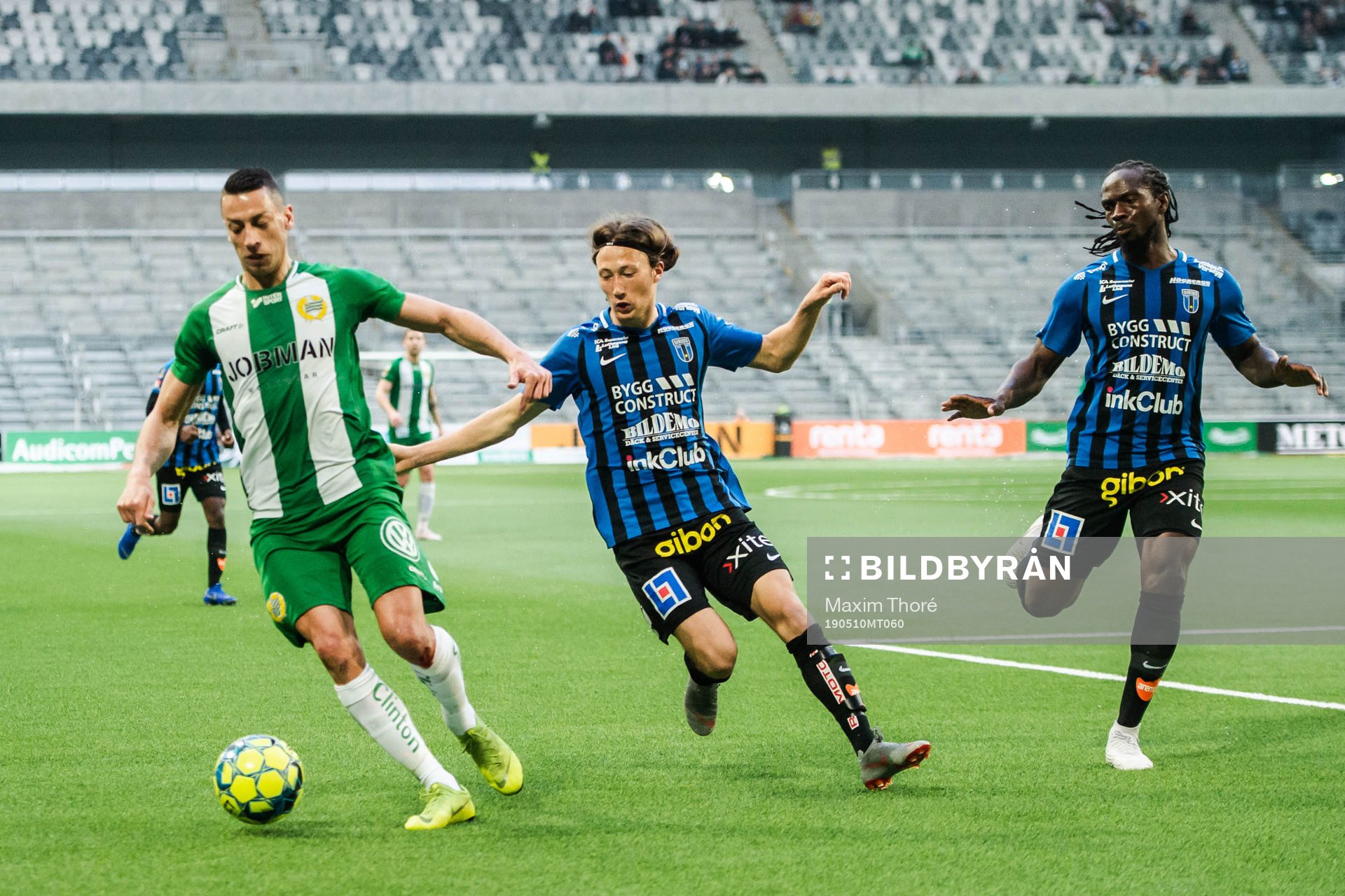 Hammarbys Nikola Djurdjic mot Sirius Axel Björnström och