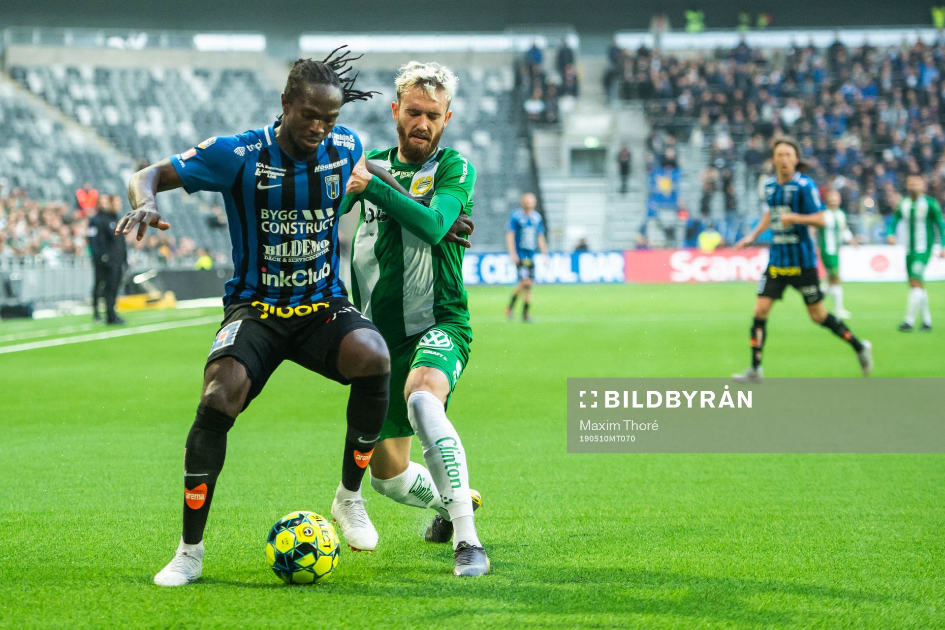 Sirius Kebba Ceesay och Hammarbys Simon Sandberg