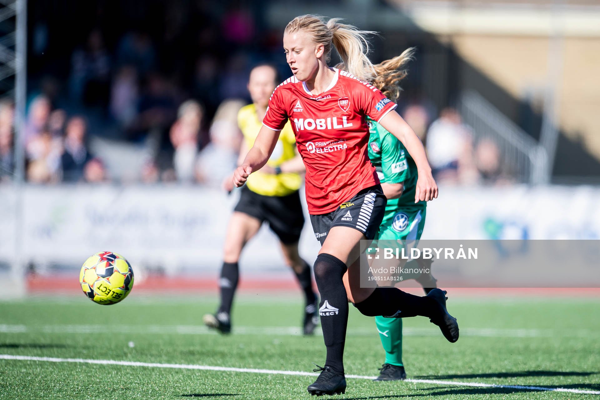 Limhamn Bunkeflos Sophie Sundqvist under fotbollsmatchen i Damallsvenskan mellan Limhamn Bunkeflo och Rosengård den 11 Maj 2019 i Malmö.