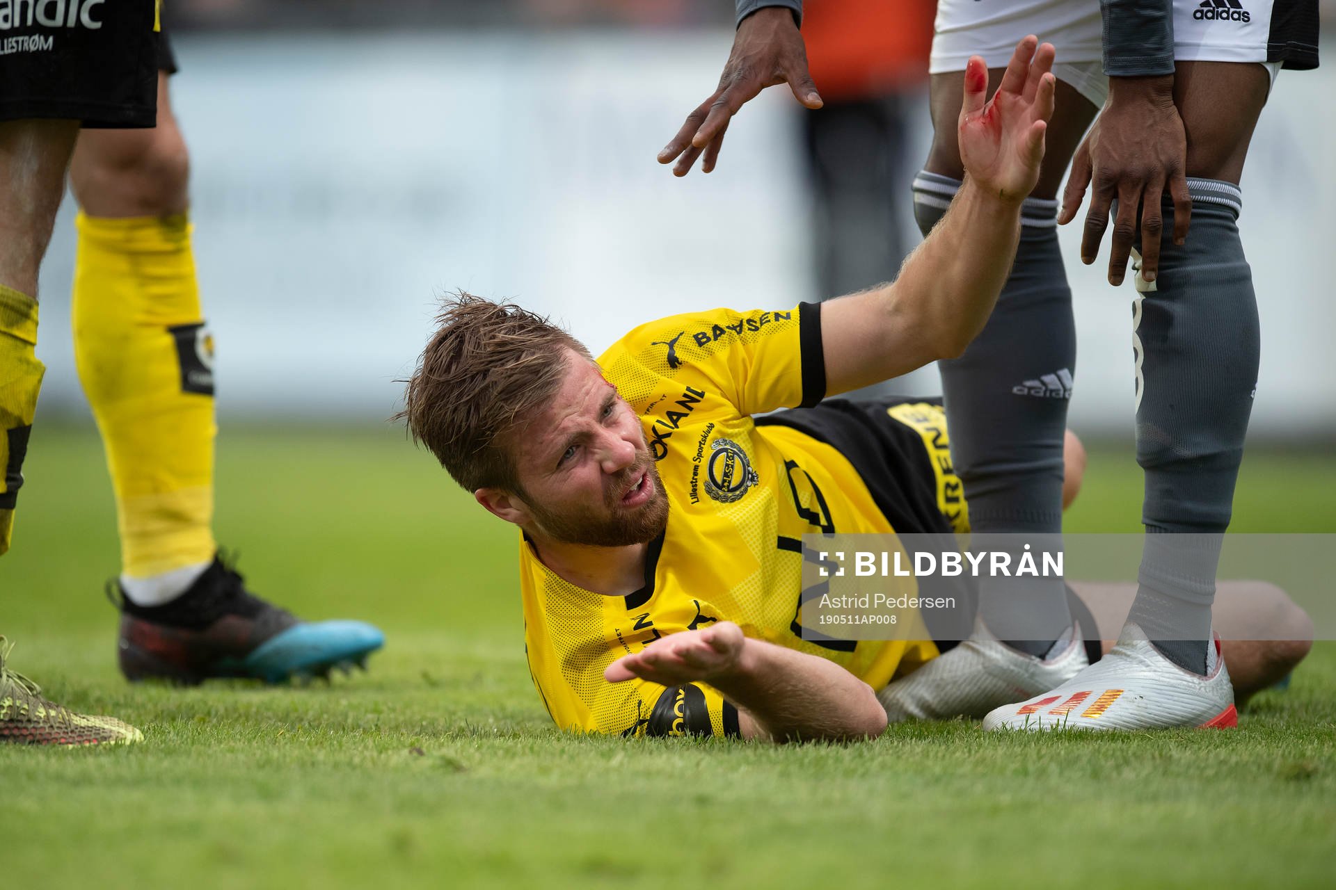 Simen Rafn of Lillestrøm in pain