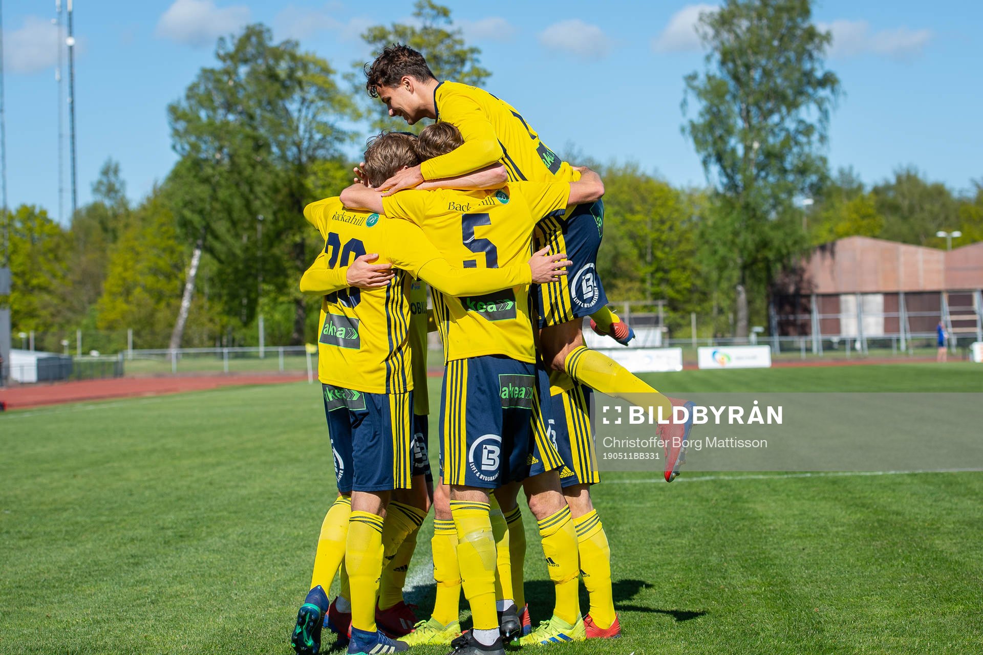 Ängelholms spelare jublar