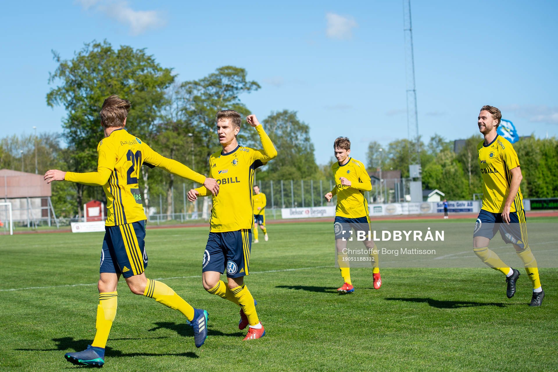 Ängelholms spelare jublar