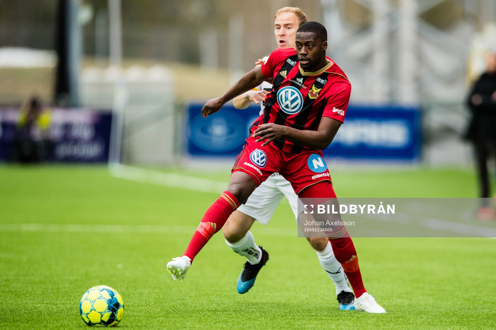 Häckens Kari Arkivuo  och Östersunds Isak Ssali