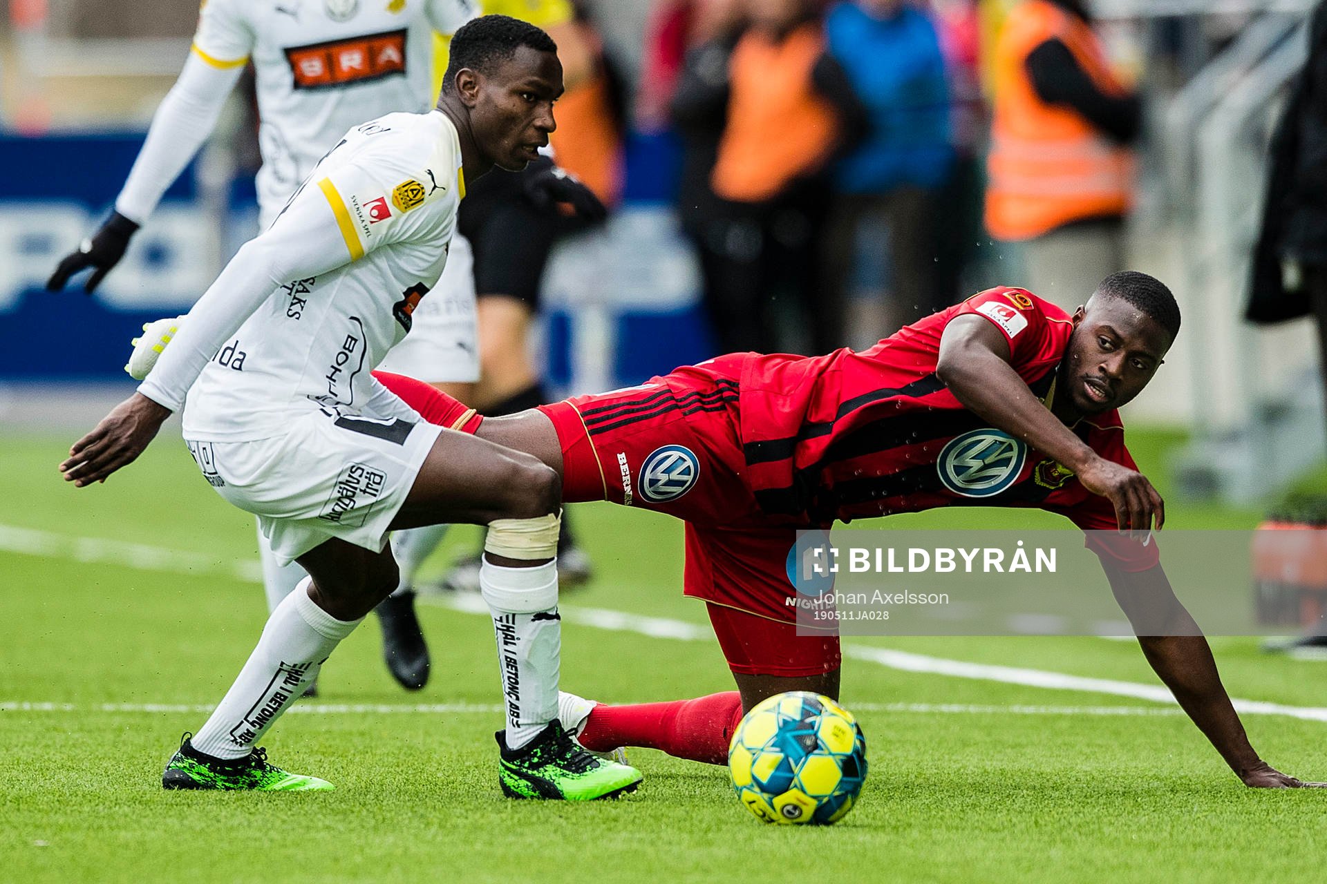 Häckens Godswill Ekpolo och Östersunds Isak Ssali