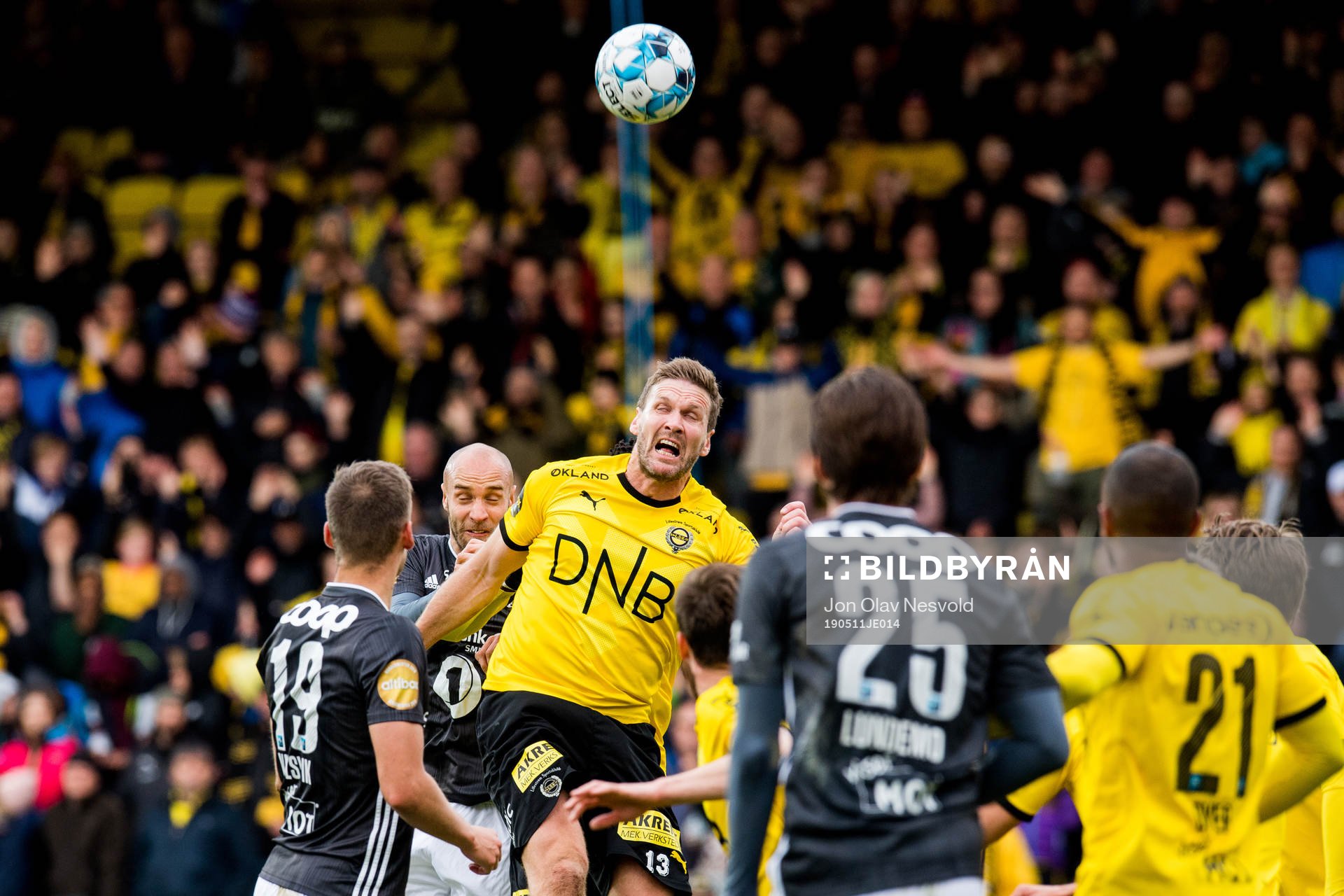 Tore Reginiussen of Rosenborg and Frode Kippe of Lillestrøm