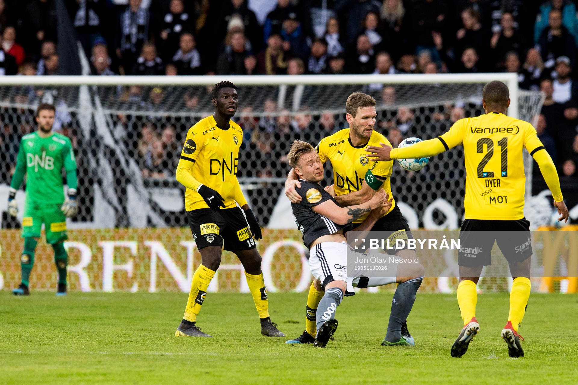 Alexander Søderlund of Rosenborg and Frode Kippe of