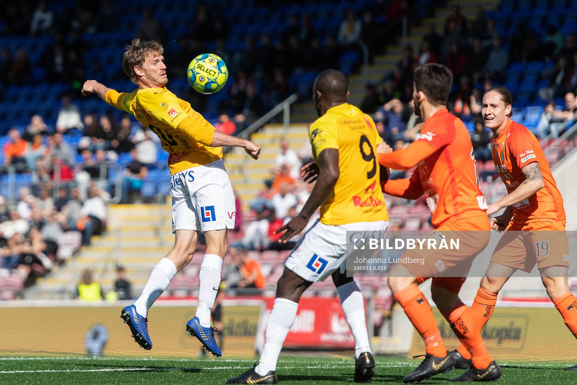 Falkenbergs Karl Söderström och AFC Eskilstunas Felix