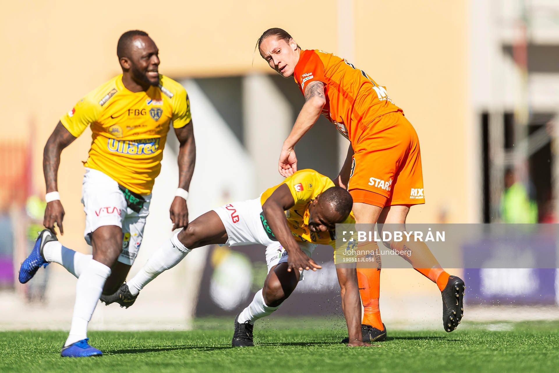 Falkenbergs John Chibuike och Nsima Peter mot AFC