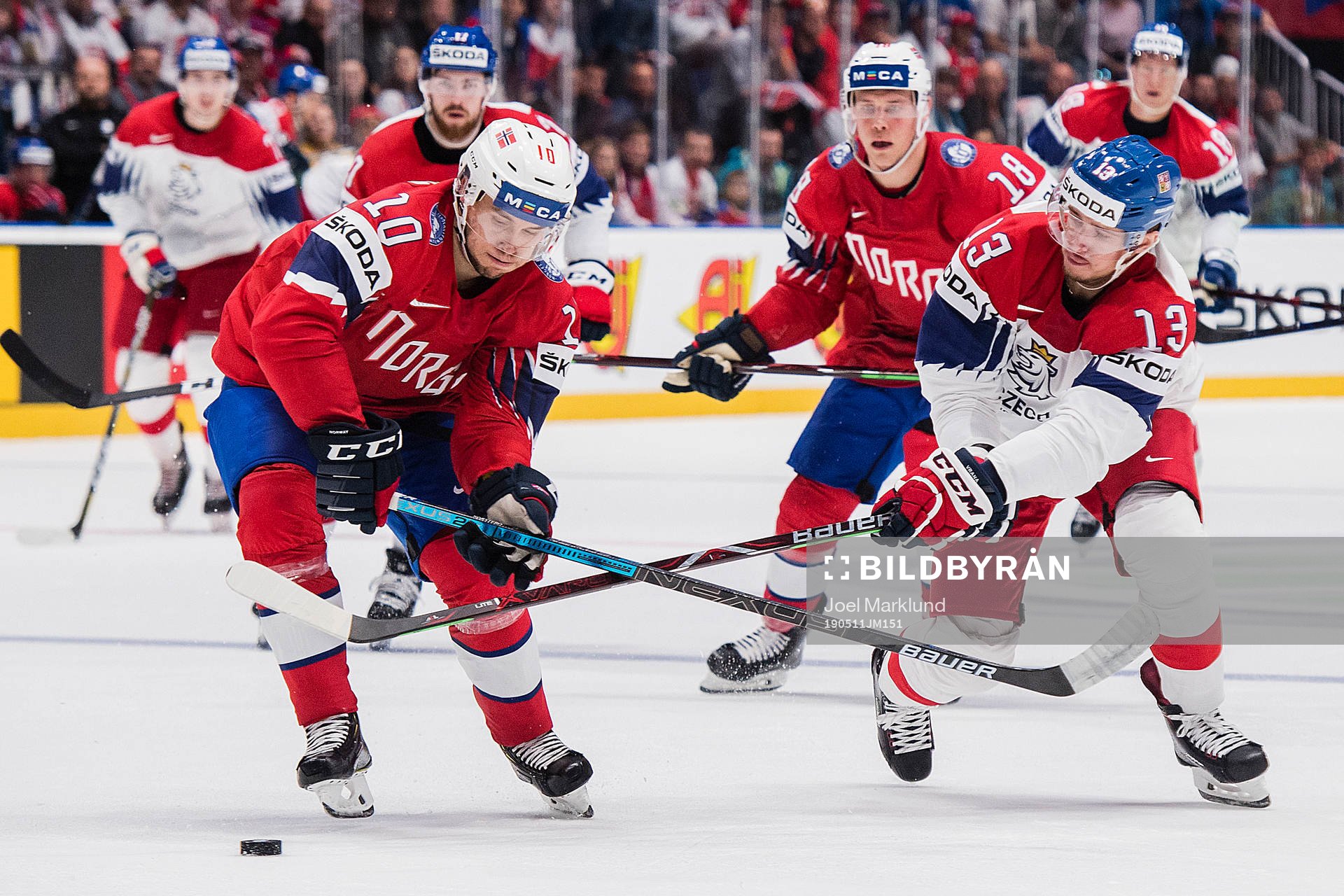 Mattias Nørstebø of Norway and Jakub Vrana of Czech