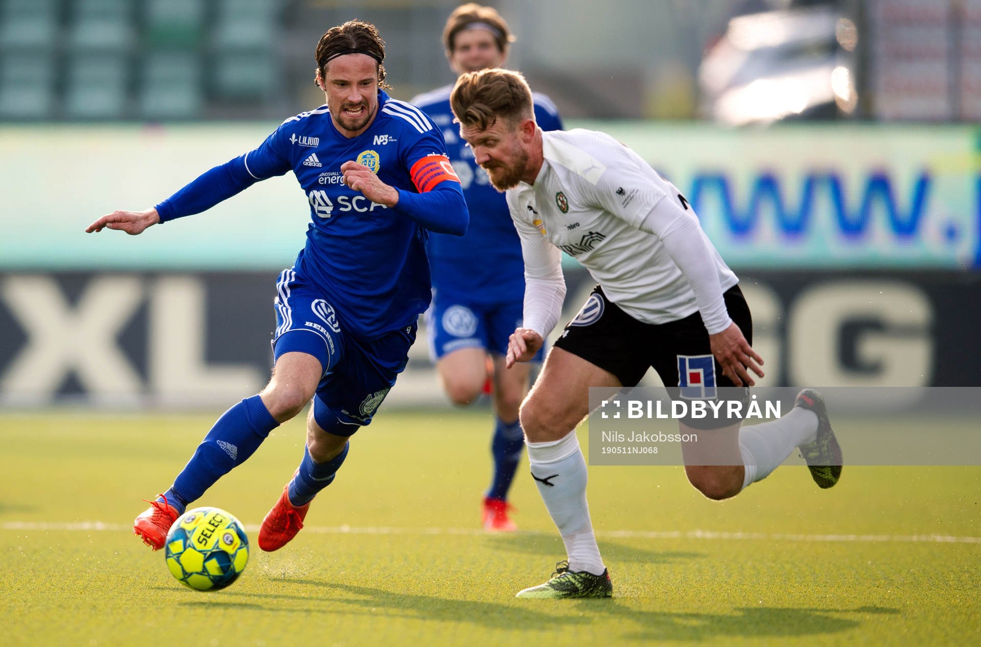 Sundsvalls Linus Hallenius och Örebros Michael Almebäck
