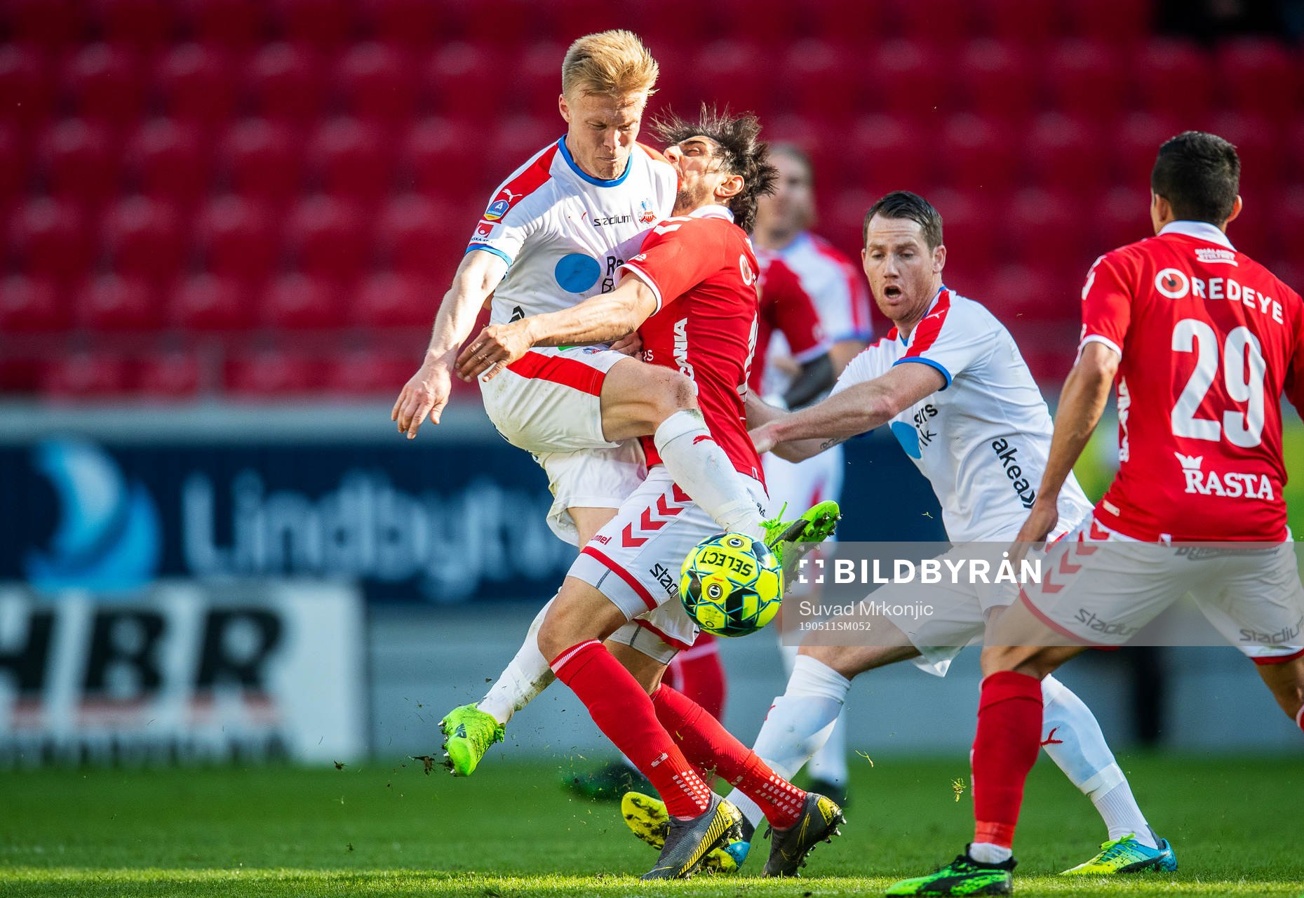 Kalmars Mahmoud Eid och Helsingborgs Andreas Landgren