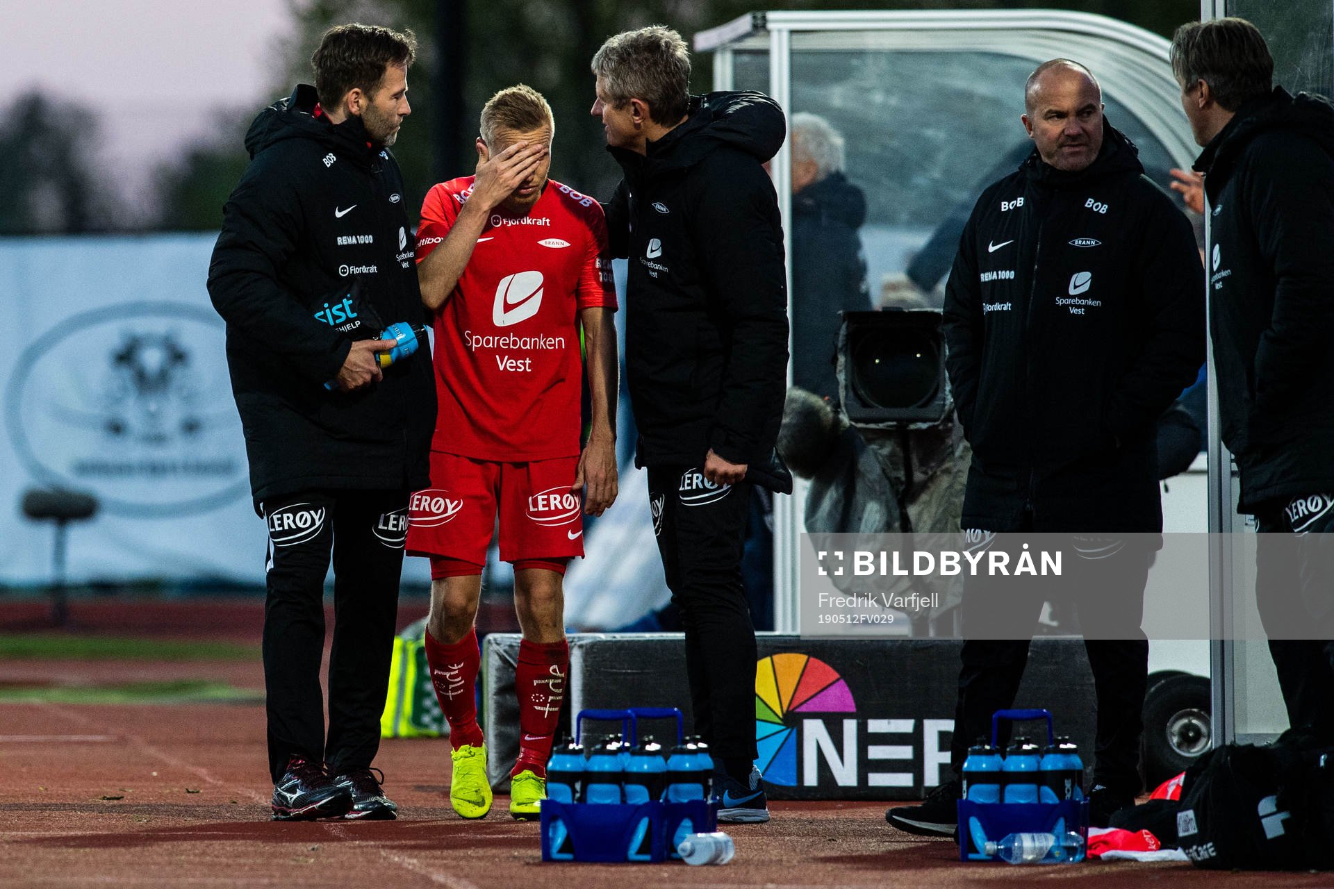Taijo Teniste of Brann with an injury