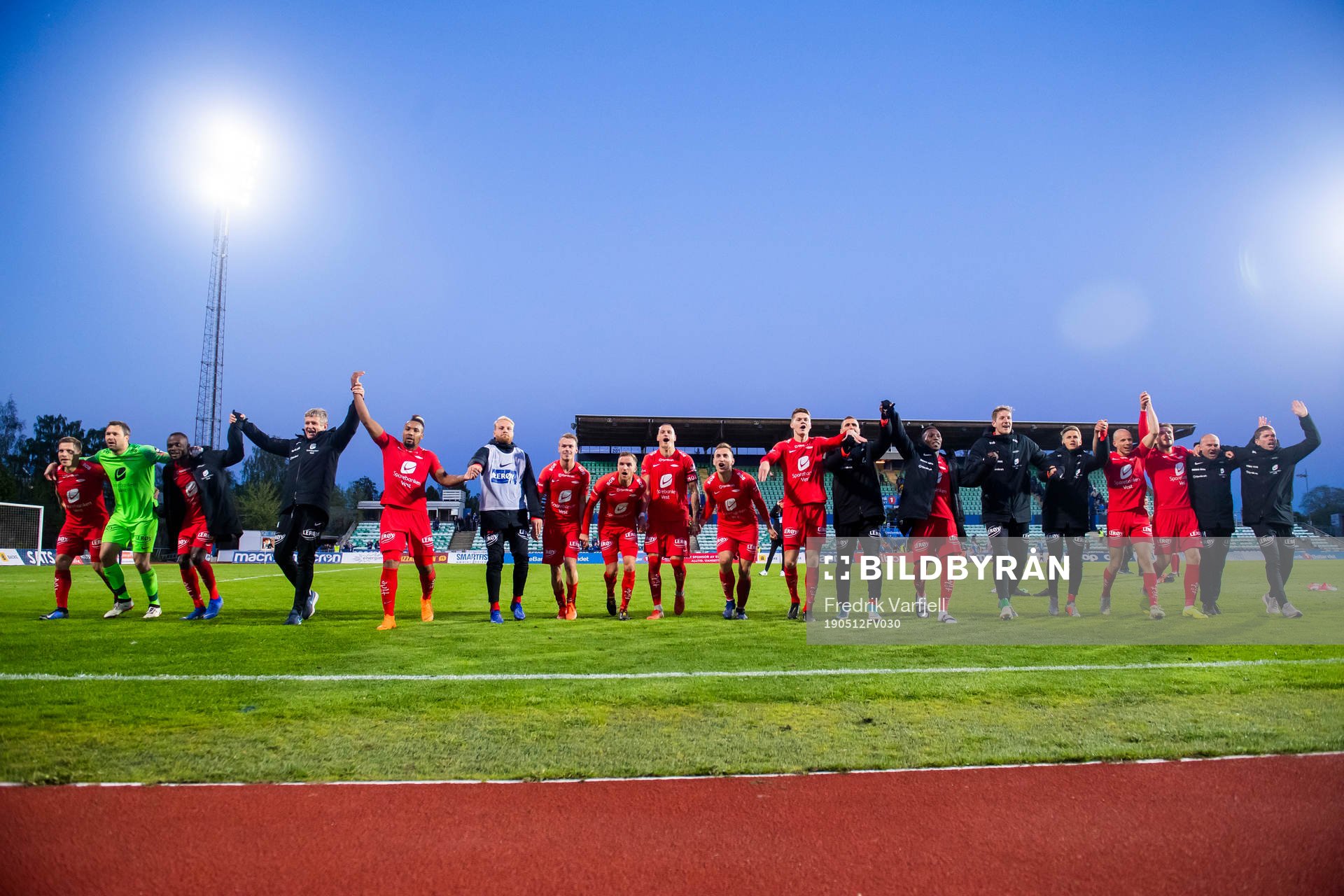 The players of Brann and Lars Arne Nilsen, head coach of