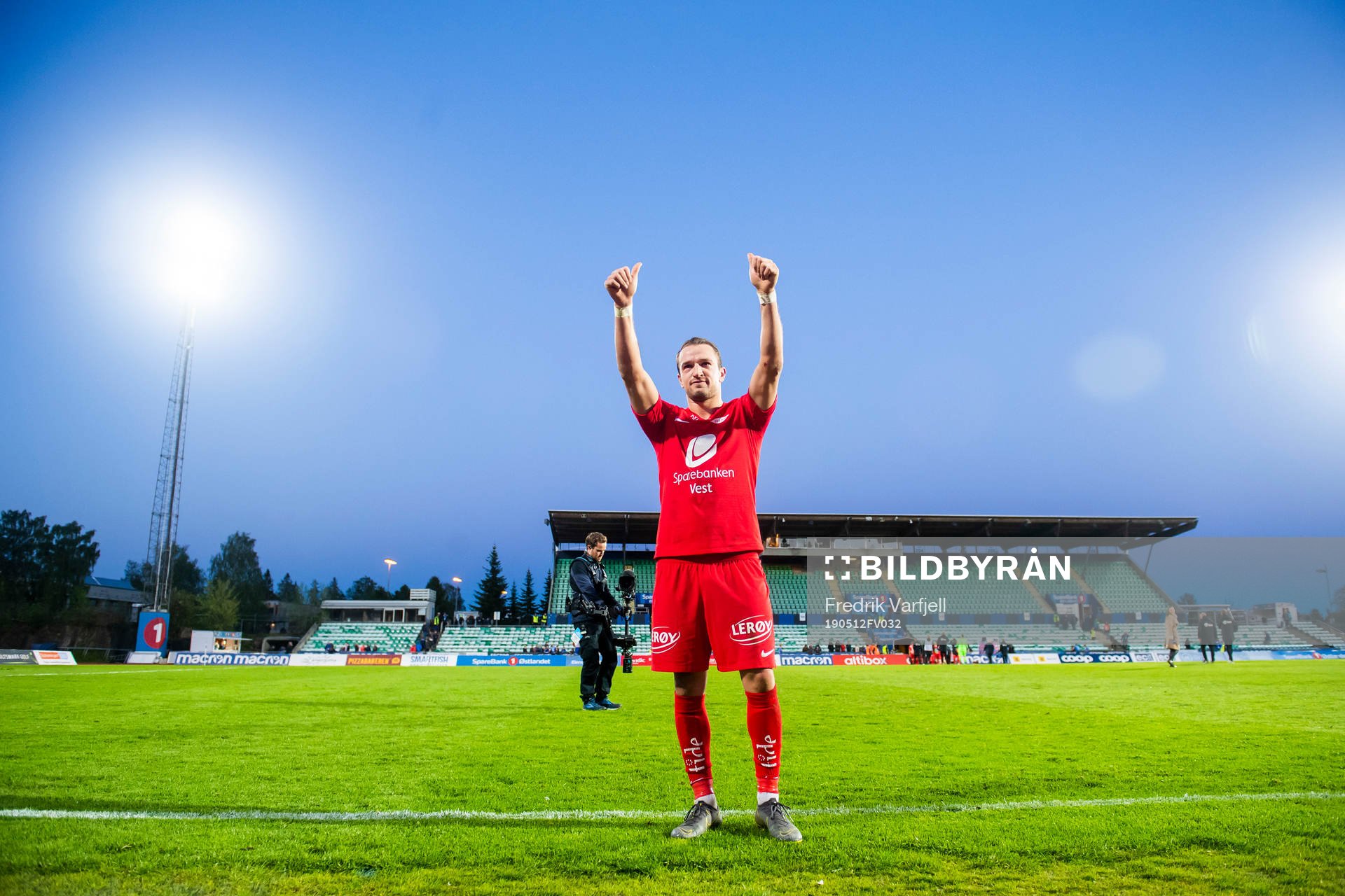 Veton Berisha of Brann celebrates