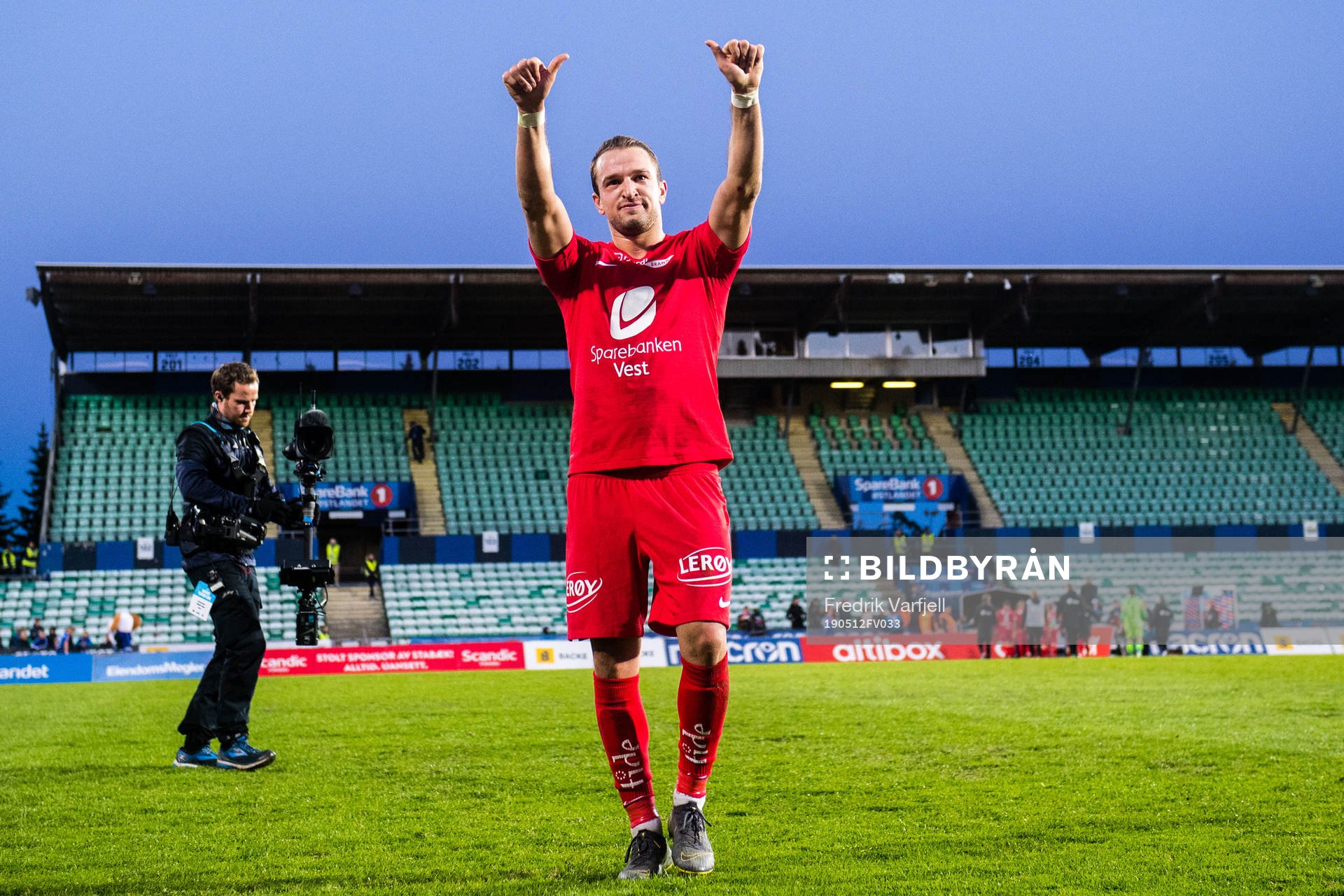 Veton Berisha of Brann celebrates
