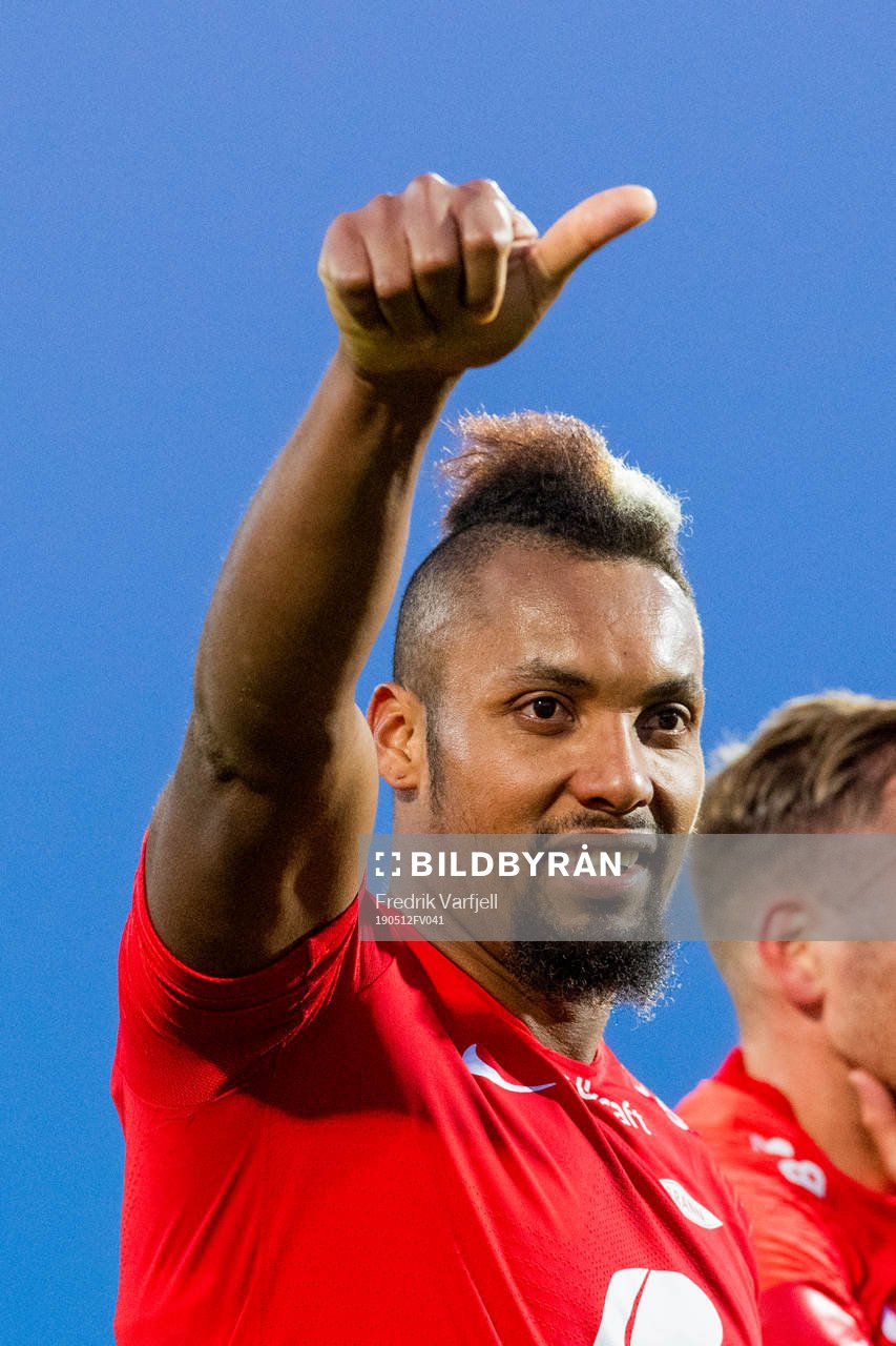 Bismar Acosta of Brann celebrates