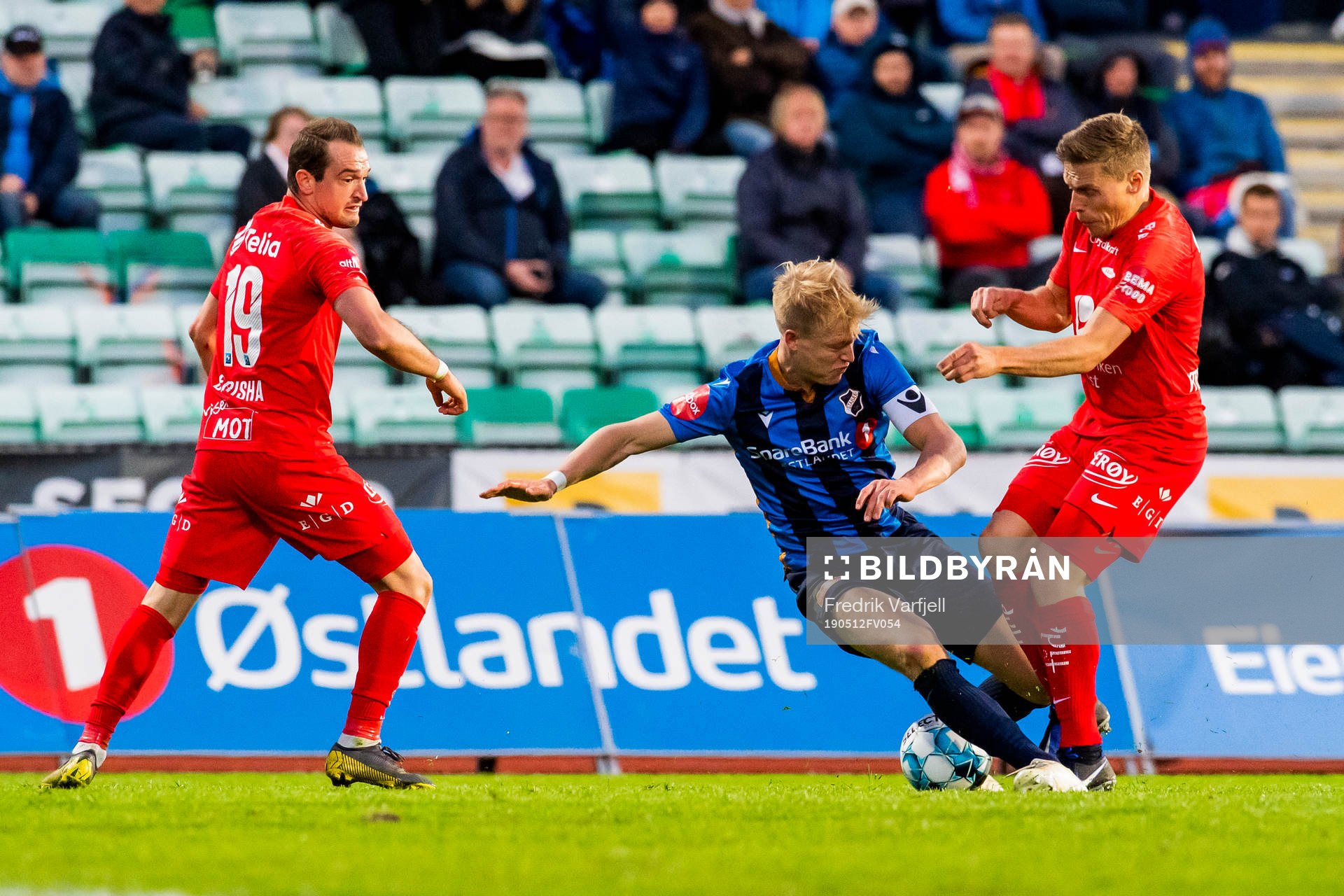 Veton Berisha of Brann, Andreas Hanche-Olsen of Stabæk and