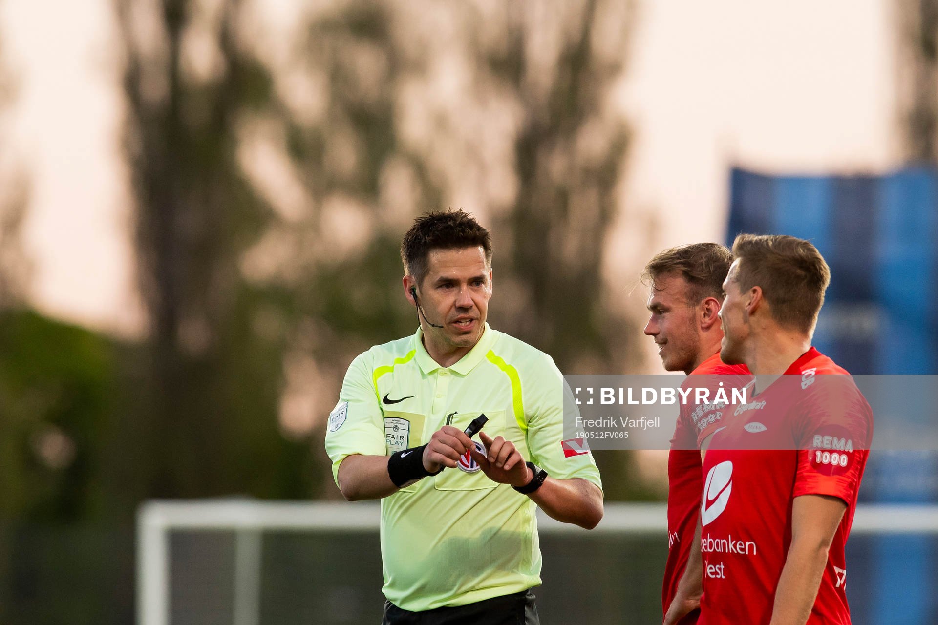 Tom Harald Hagen, referee