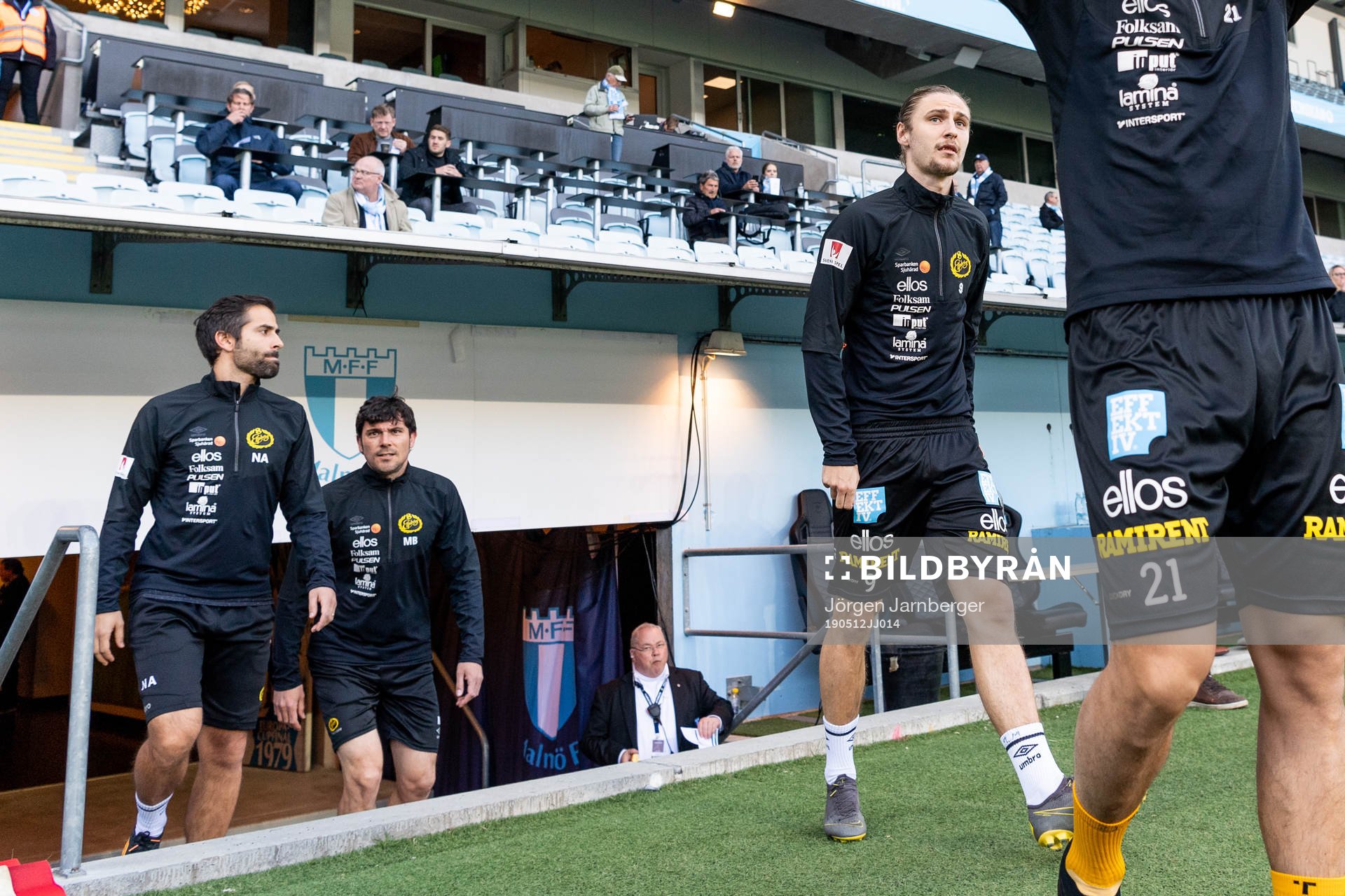 Elfsborgs Pawel Cibicki kommer in till uppvärmningen