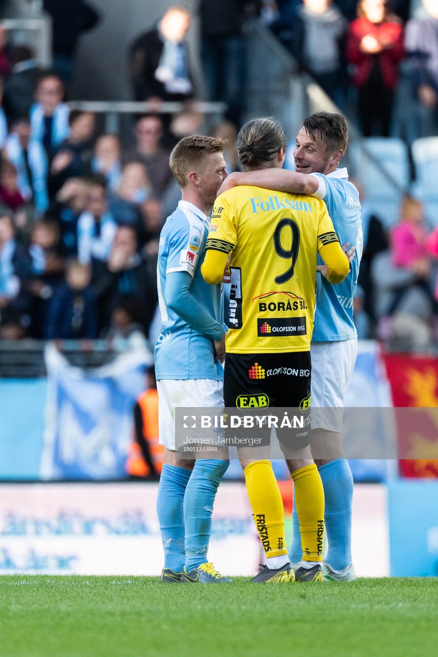Malmö FFs Markus Rosenberg kramar om Elfsborgs Pawel
