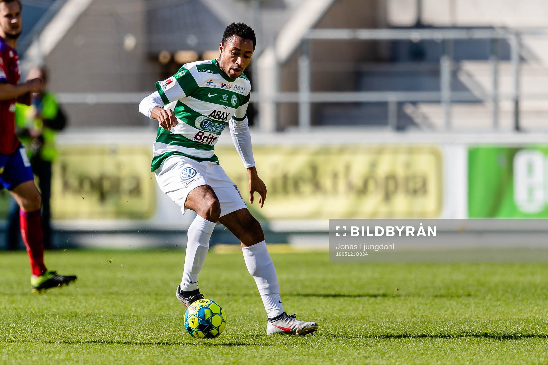 Västerås Brian Span under fotbollsmatchen i Superettan mellan Öster och Västerås den 12 maj 2019 i Växjö.