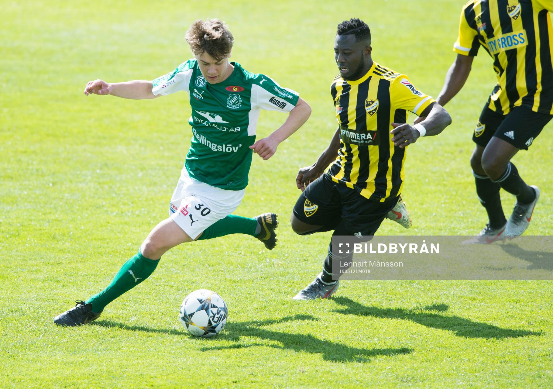 IFK Hässleholms Mike Andrew i matchen i division 2 mellan