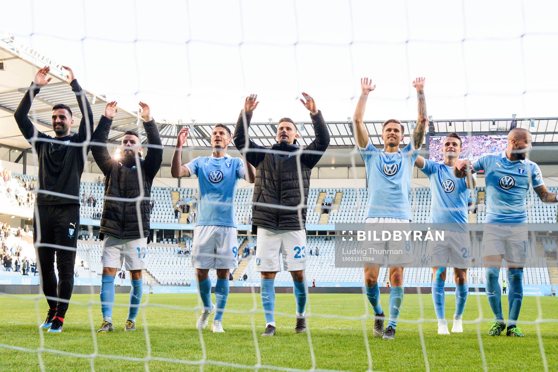 Malmö FFs spelare tackar publiken