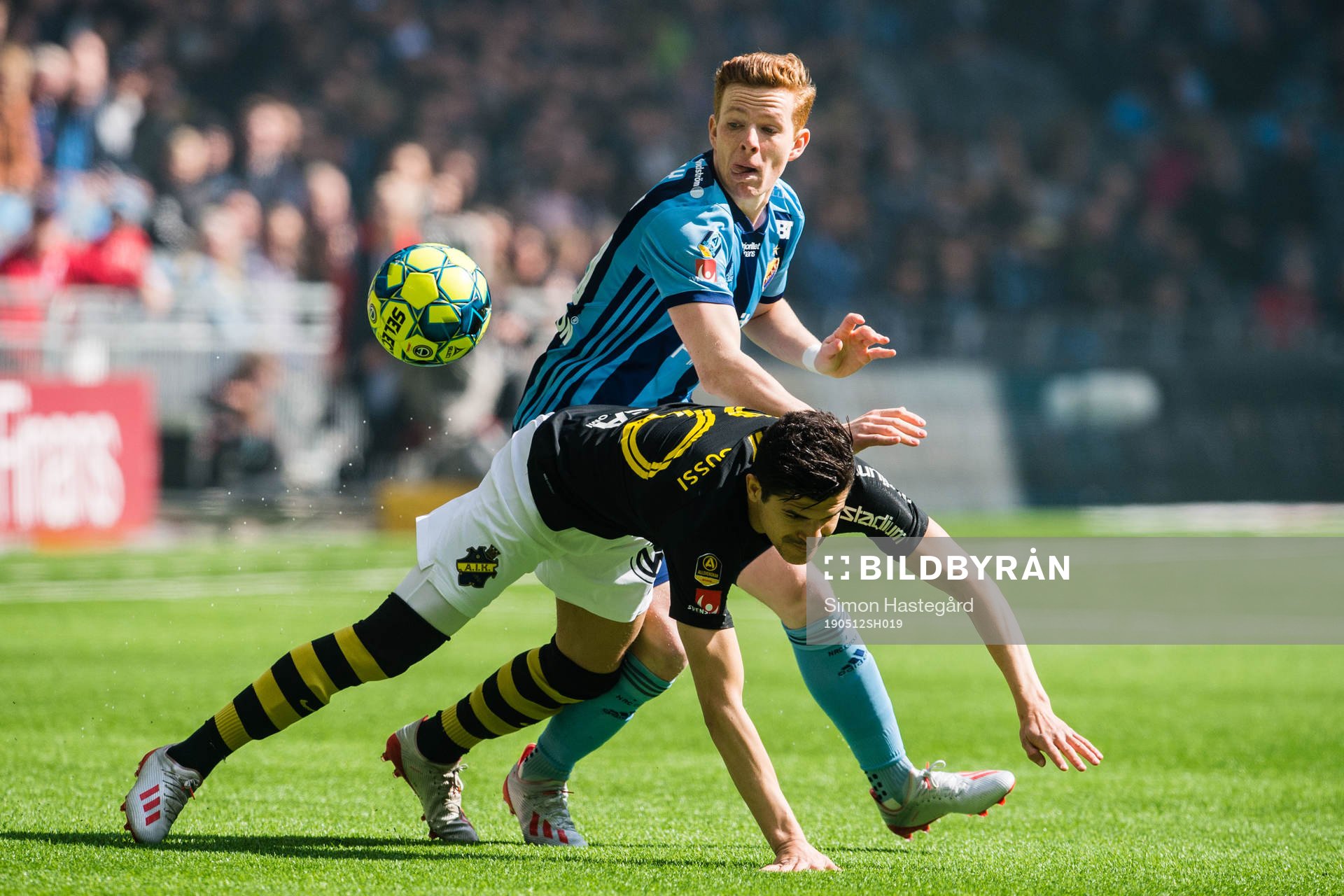 s Tarik Elyounoussi och Djurgårdens Aslak Witry