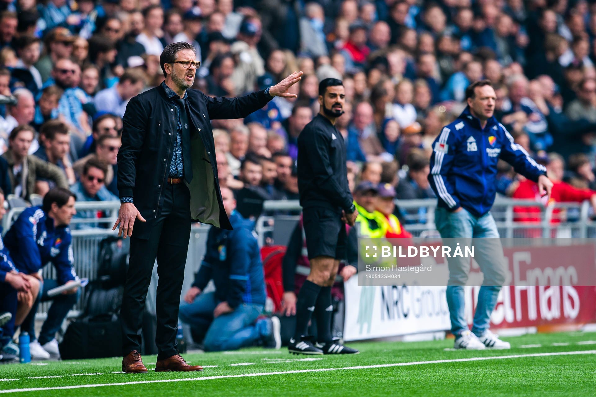 s tränare Rikard Norling och Djurgårdens tränare Kim