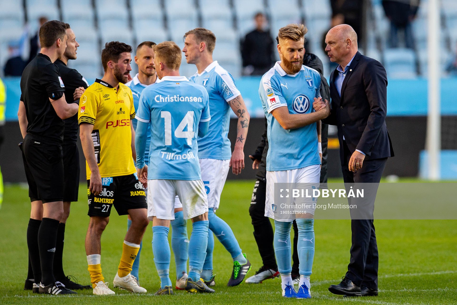 Malmö FFs Rasmus Bengtsson och tränare Uwe Rösler jublar