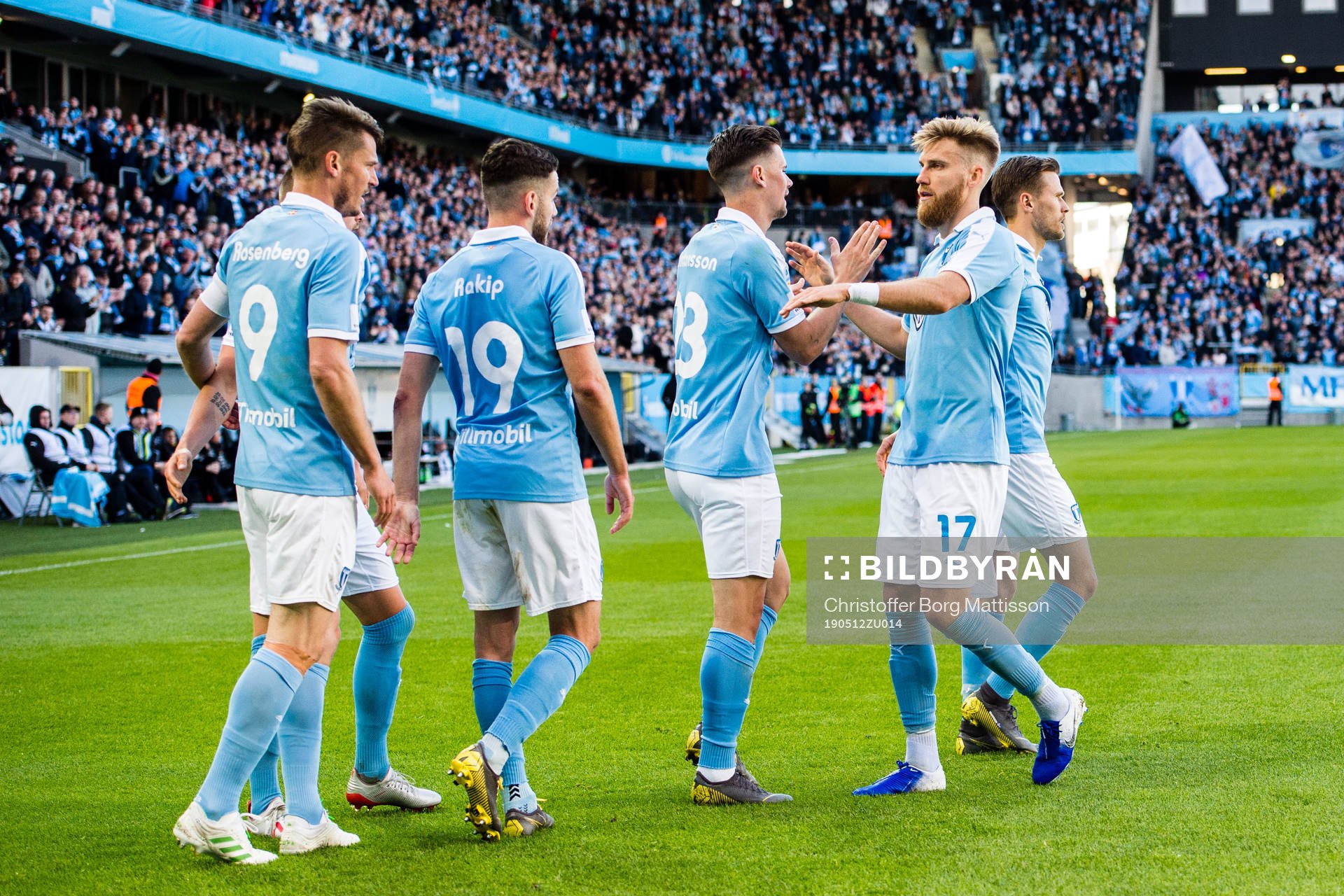 Malmö FFs Markus Rosenberg jublar med lagkamrater