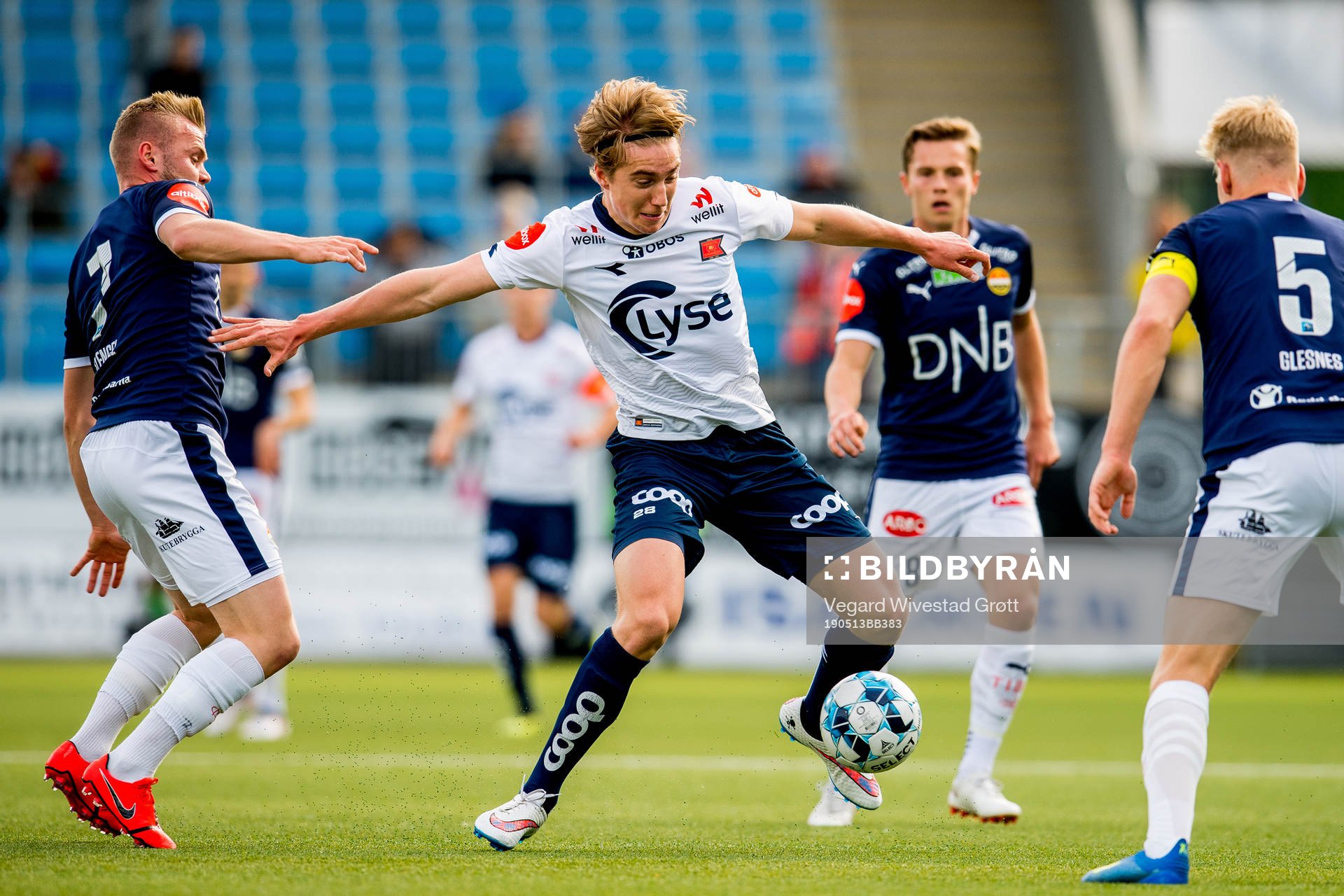 Herman Stengel of Strømsgodset and Kristian Thorstvedt of