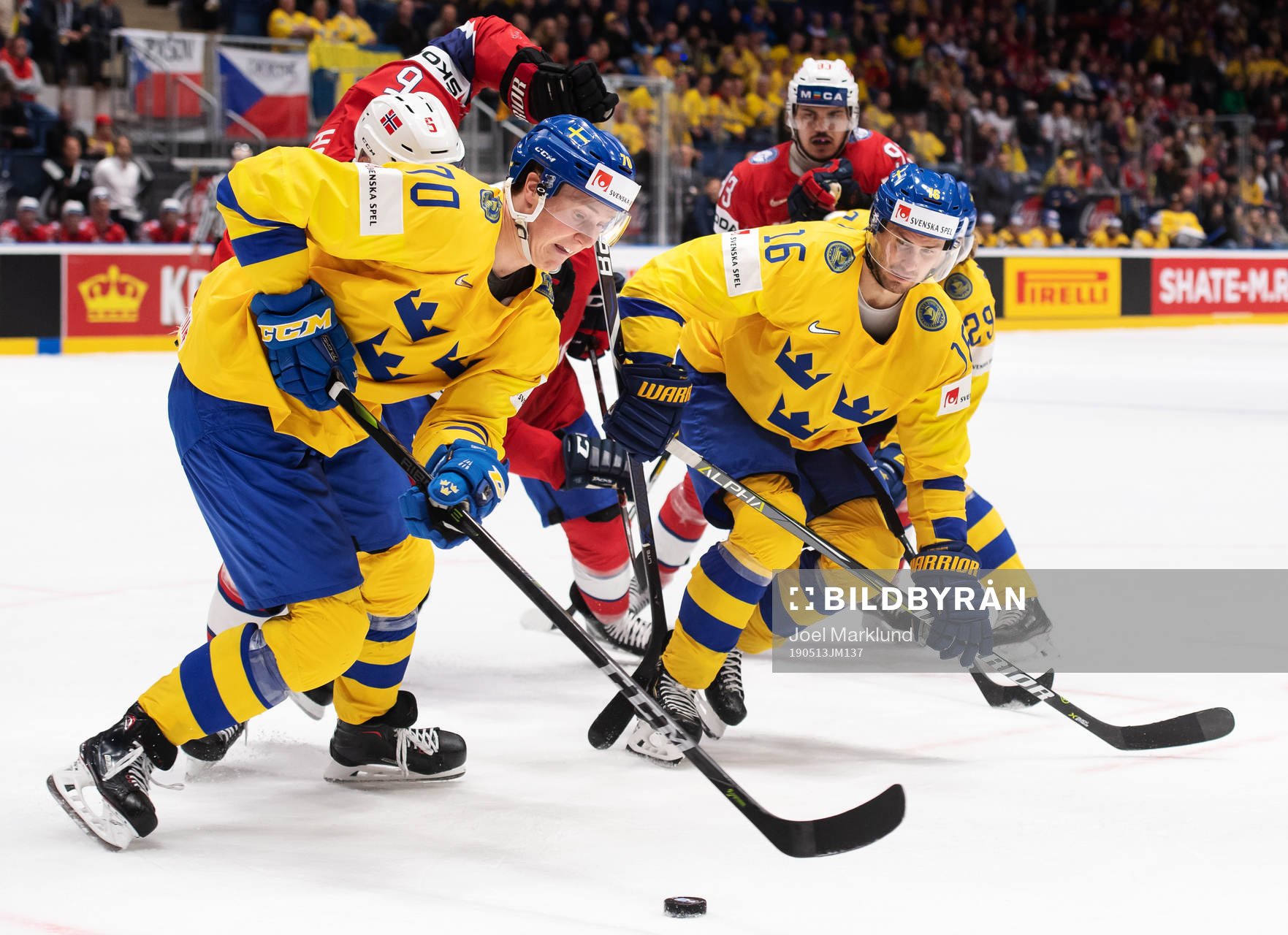 Dennis Rasmussen and Marcus Krüger of Sweden