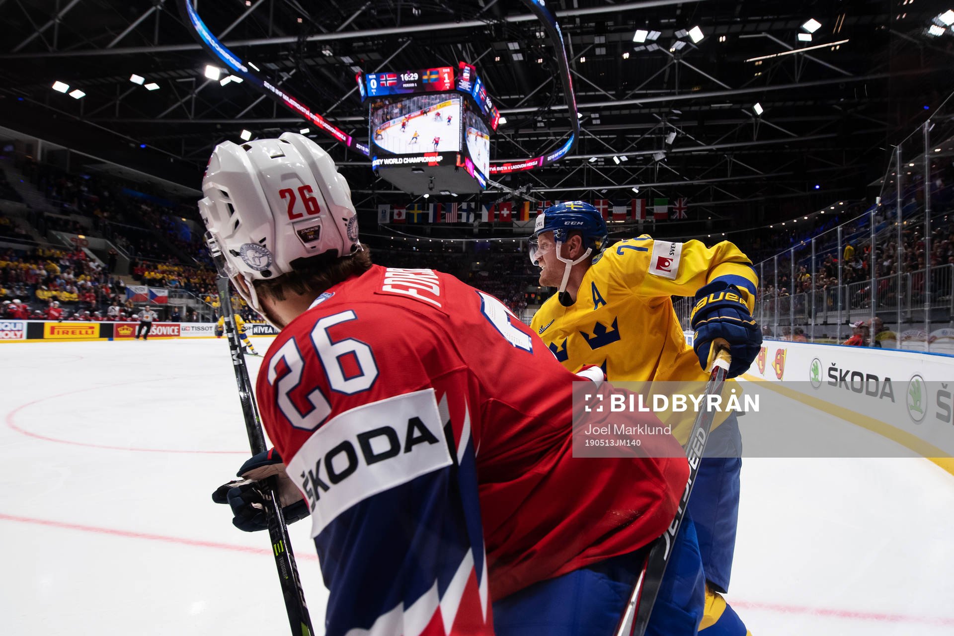 Kristian Forsberg of Norway and Patric Hörnqvist of Sweden