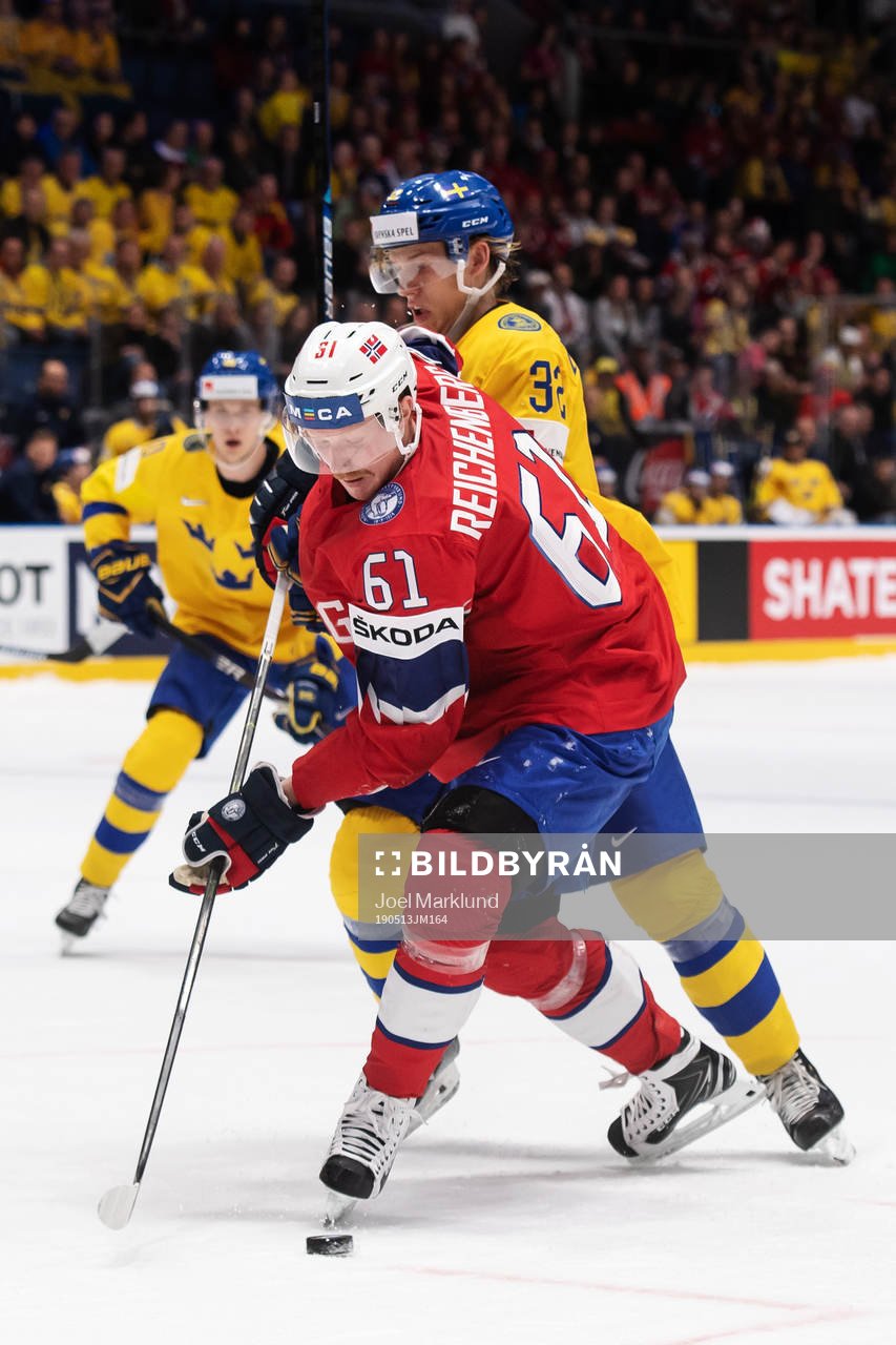 Alexander Reichenberg of Norway and Oskar Lindblom of Sweden