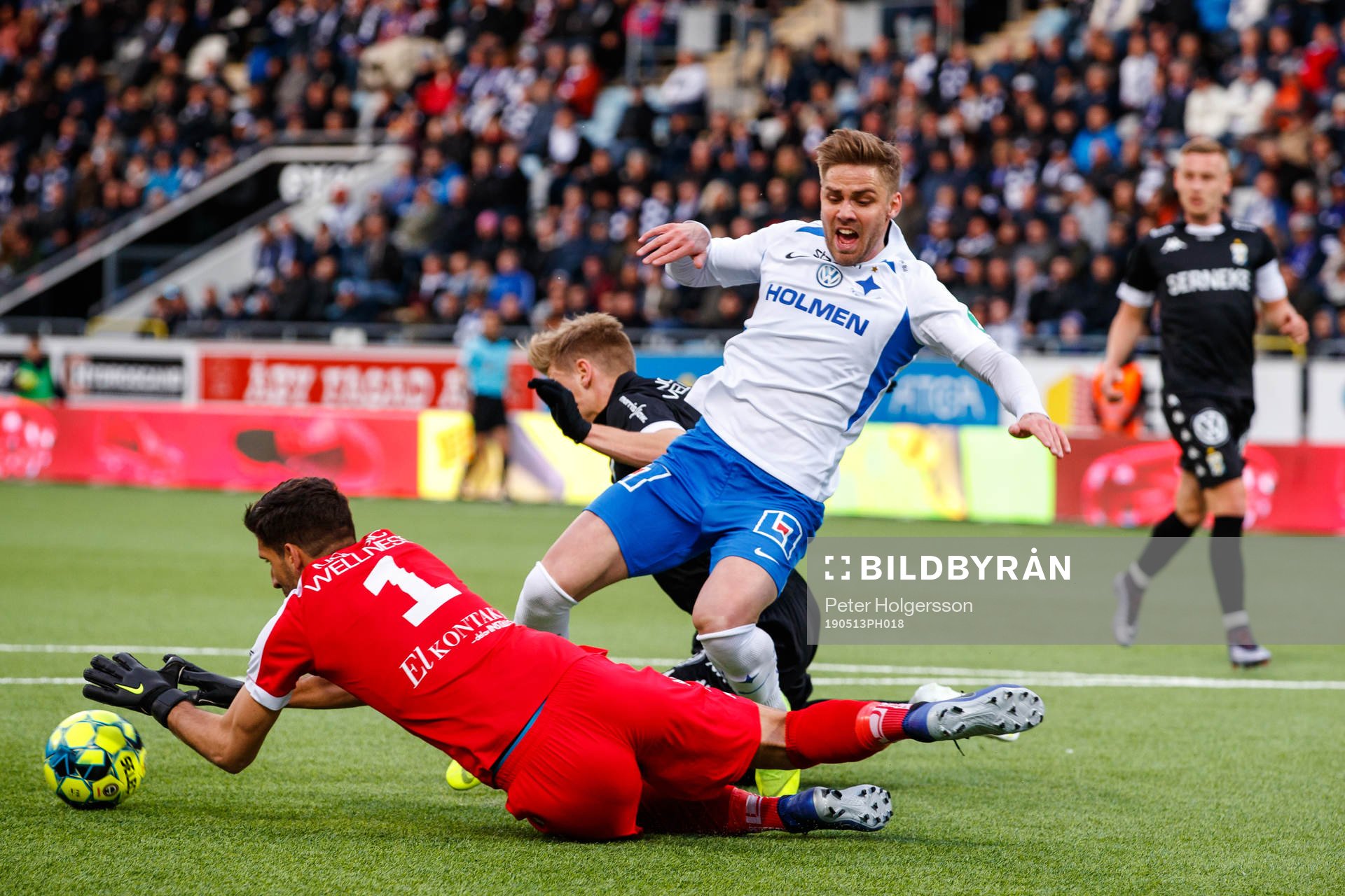 IFK Göteborgs målvakt Giannis Anestis och Carl Starfelt