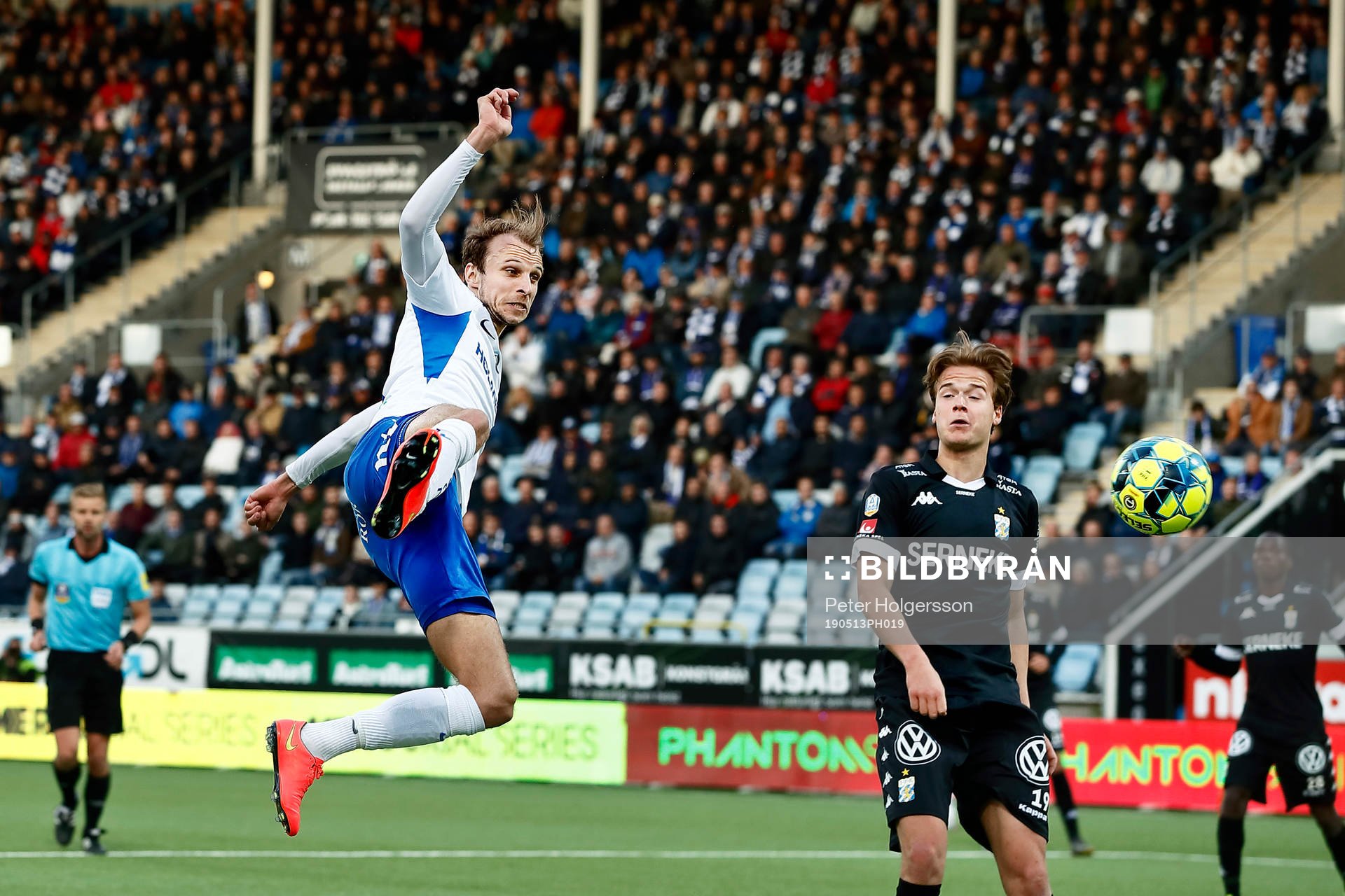 IFK Norrköpings Lars Krogh Gerson gör mål 1-1 framför