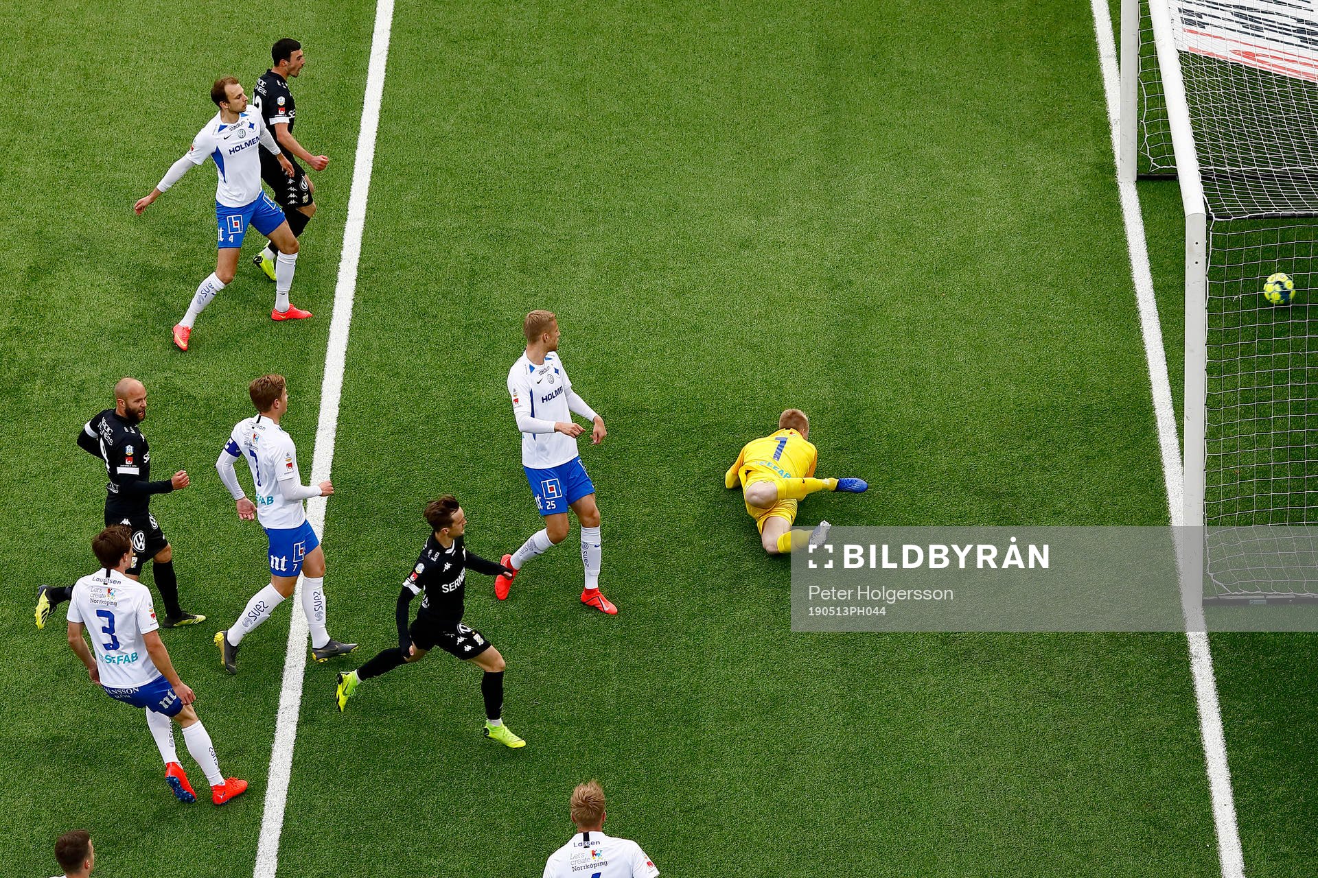 Mål 0-1 av IFK Göteborgs Patrik Karlsson Lagemyr förbi