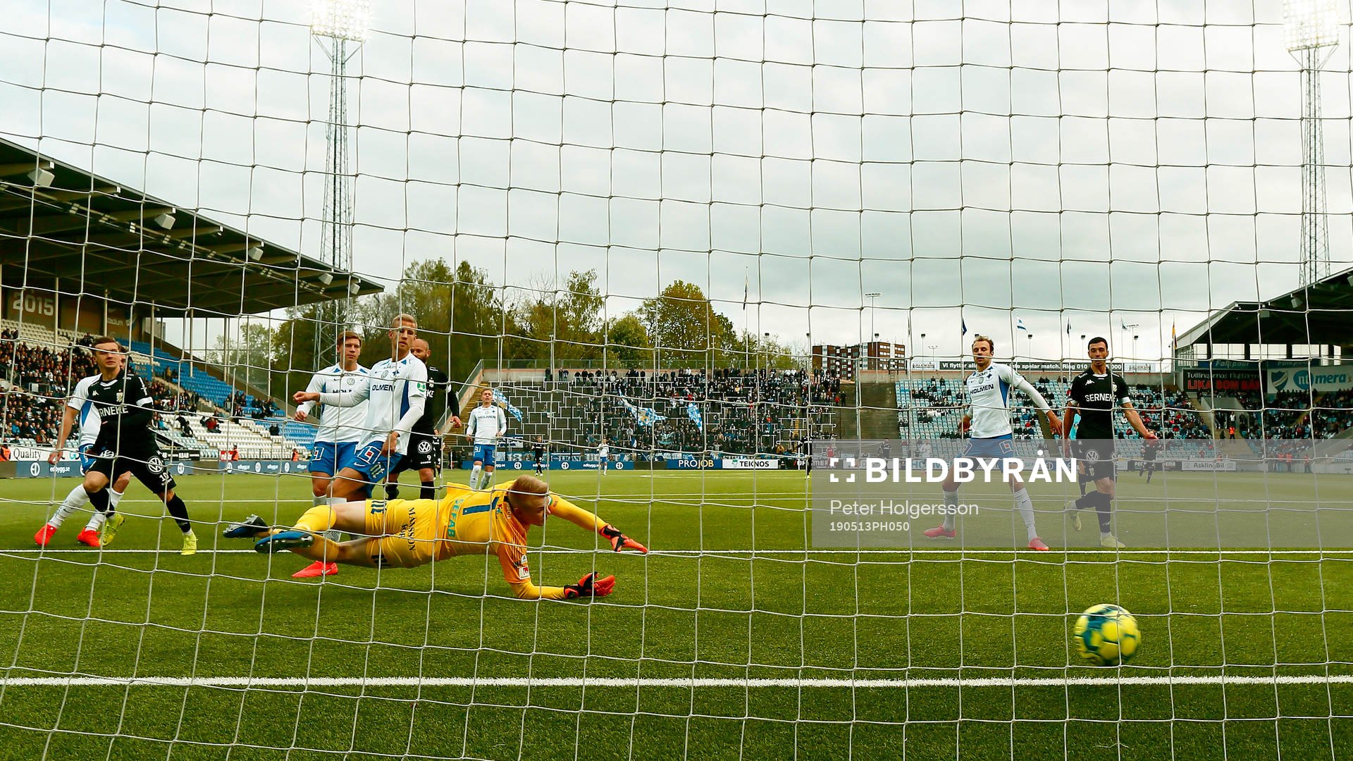 Mål 0-1 av IFK Göteborgs Patrik Karlsson Lagemyr förbi