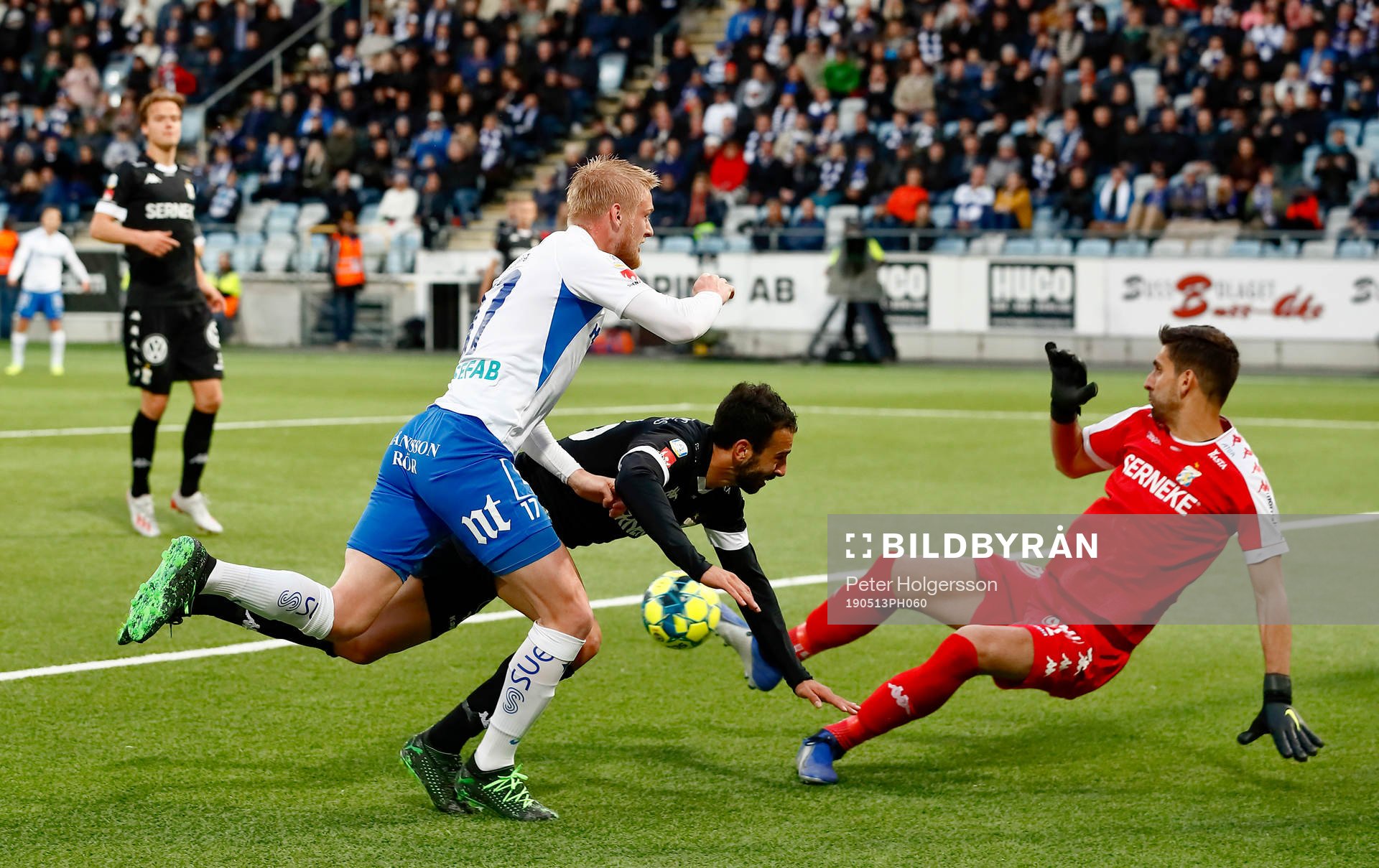 IFK Norrköpings Kalle Holmberg och IFK Göteborgs målvakt