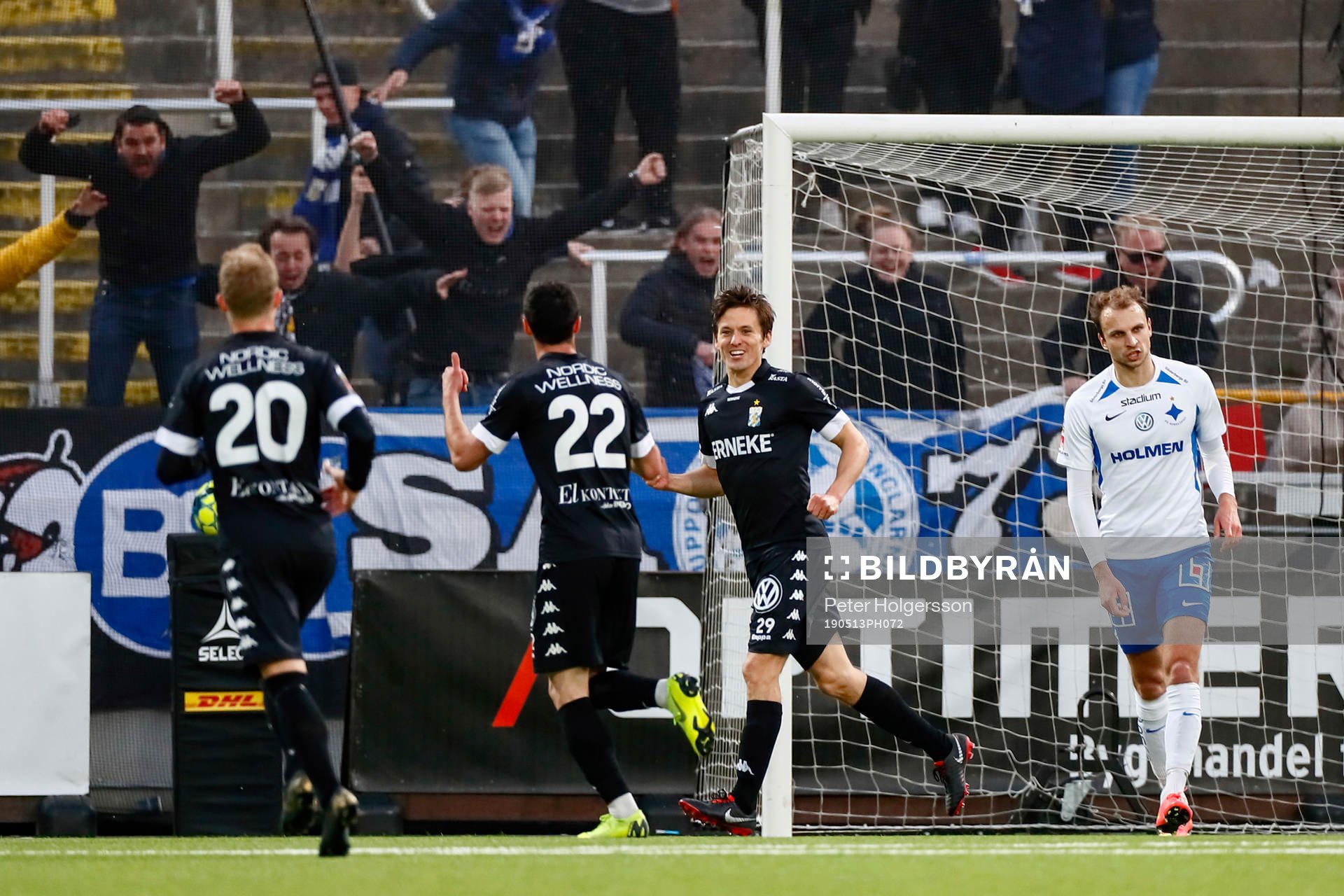 IFK Göteborgs spelare jublar