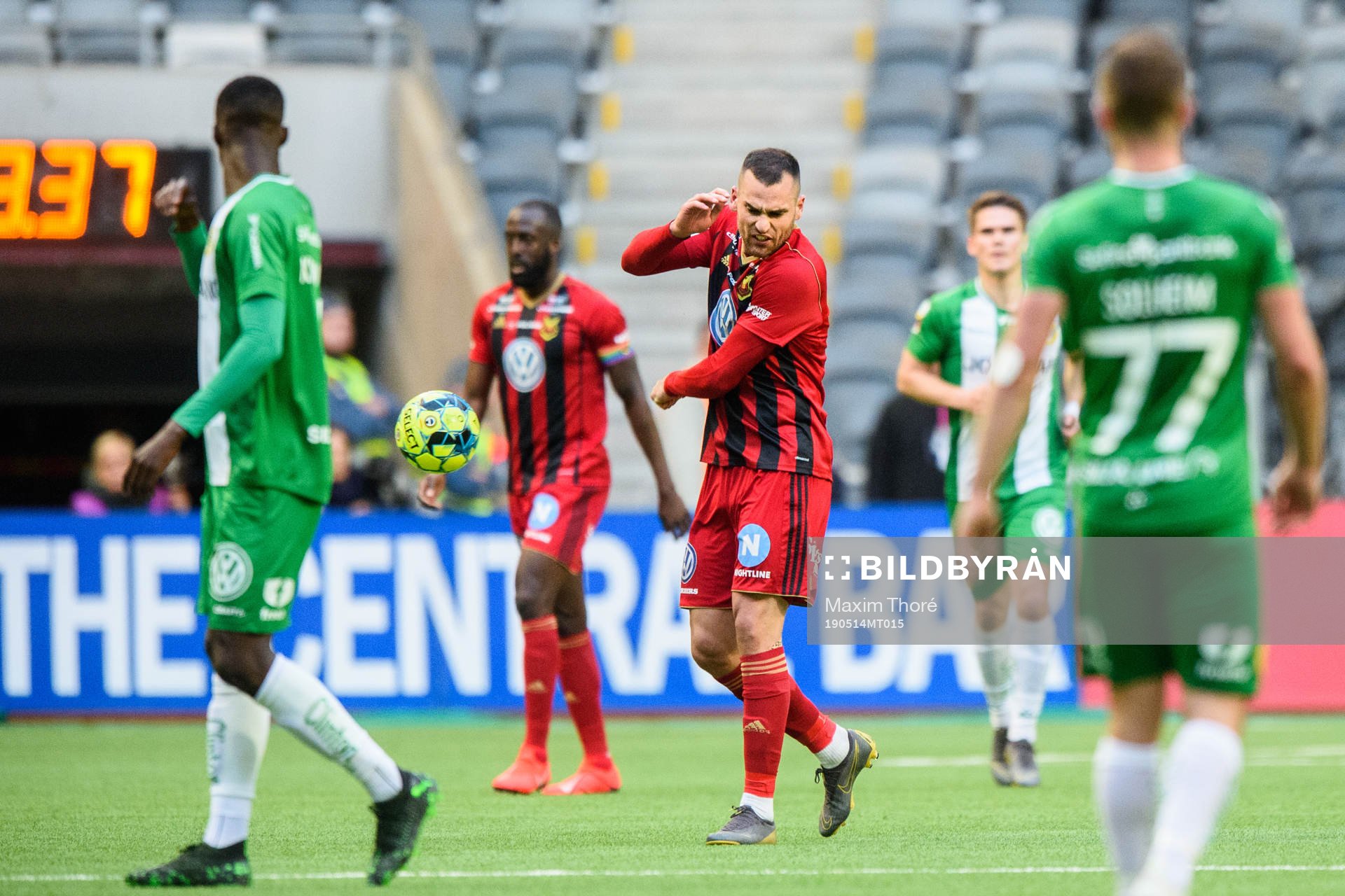 Östersunds Dino Islamovic reagerar