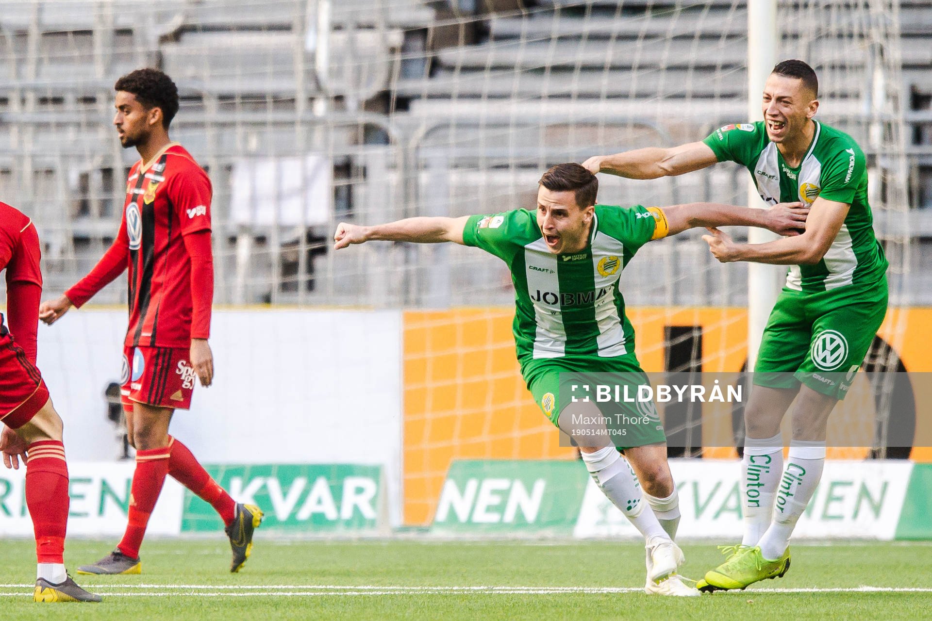 Hammarbys Jeppe Andersen jublar med Nikola Djurdjic