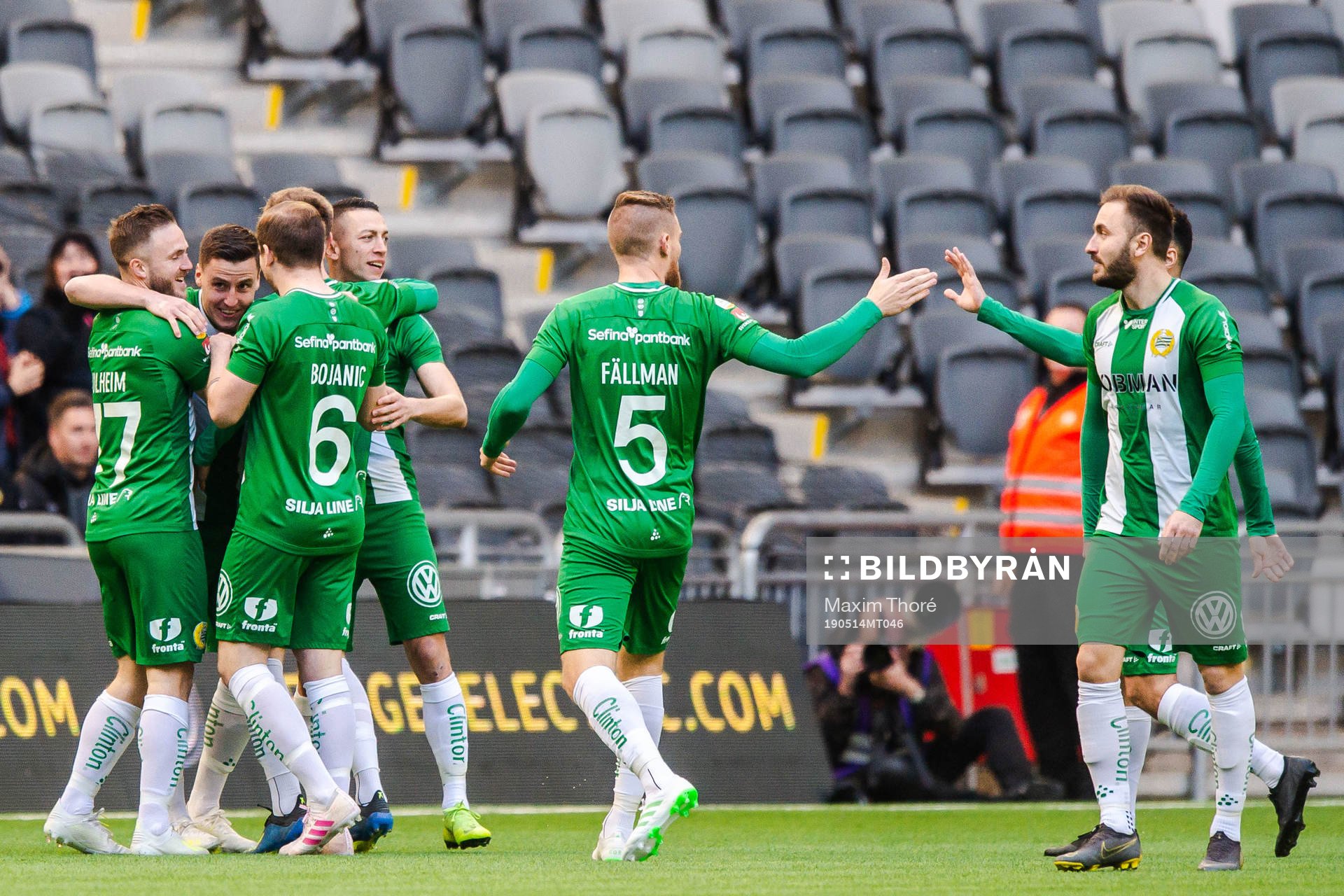Hammarbys Mats Solheim, Jeppe Andersen, Darijan Bojanic, David Fällman och Muamer Tankovic jublar efter 1-0 under fotbollsmatchen i Allsvenskan mellan Hammarby och Östersund den 14 maj Stockholm.