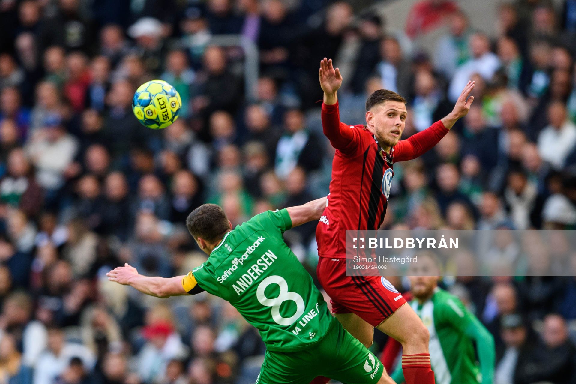 Hammarbys Jeppe Andersen och Östersunds Charlie Colkett